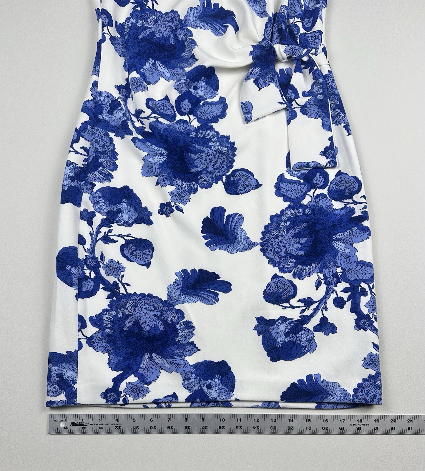 Tommy Hilfiger Floral Sheath Dress Size 4 NWT Blue White Side Tie Stretch
