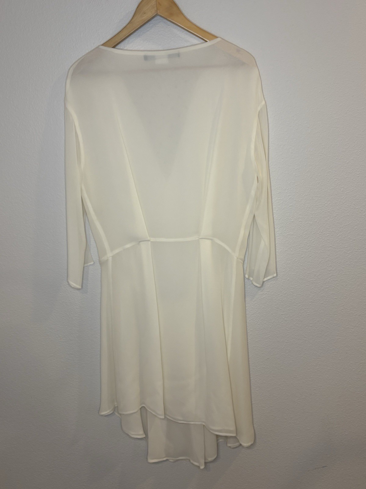 LES PRAIRIES DE PARIS 100% Silk Rhinestone Plunging Dress Ivory Pleated 6