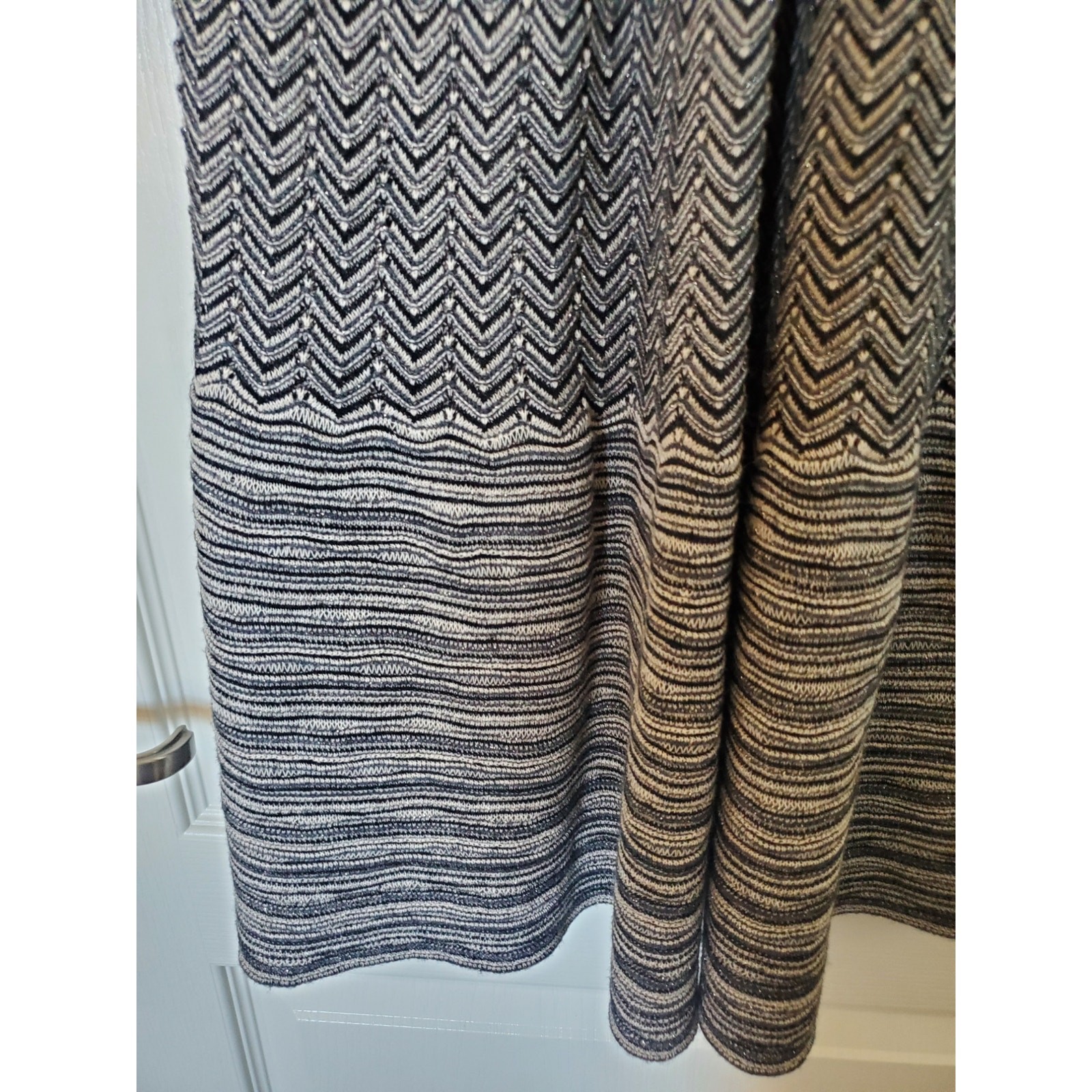 Knitted & Knotted Silver Stripe Chevron Wool Blend Sleeveless Midi Dress Medium