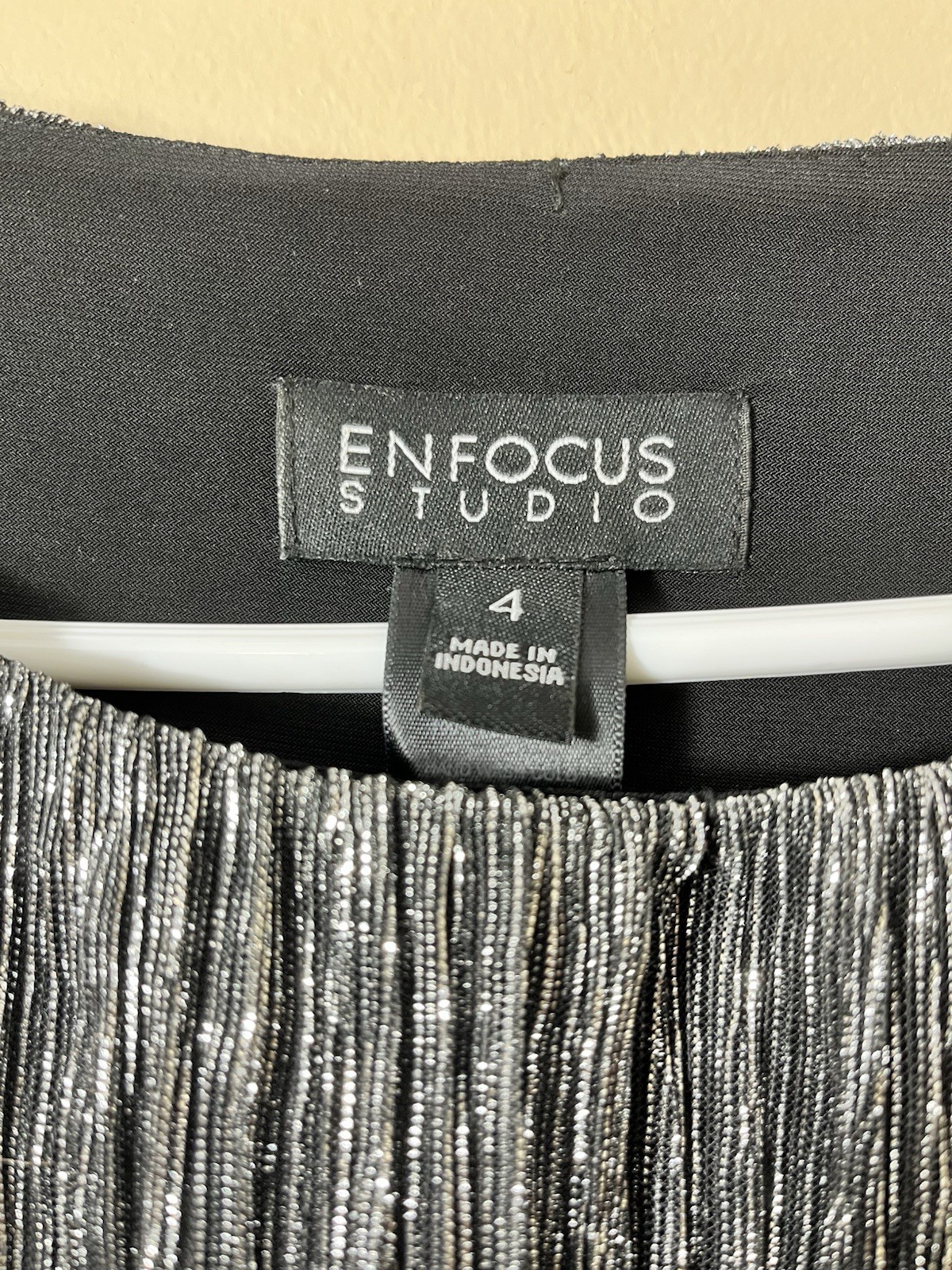 Enfocus Studio Silver Black Blouson Dress Size 4 Tiered Bandage Cocktail Glam