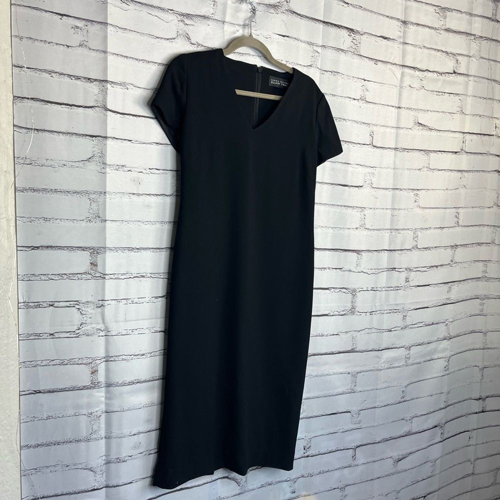 Linda Allard Ellen Tracy Black V-Neck Midi Dress Zip Back Elegant Flowy M Casual