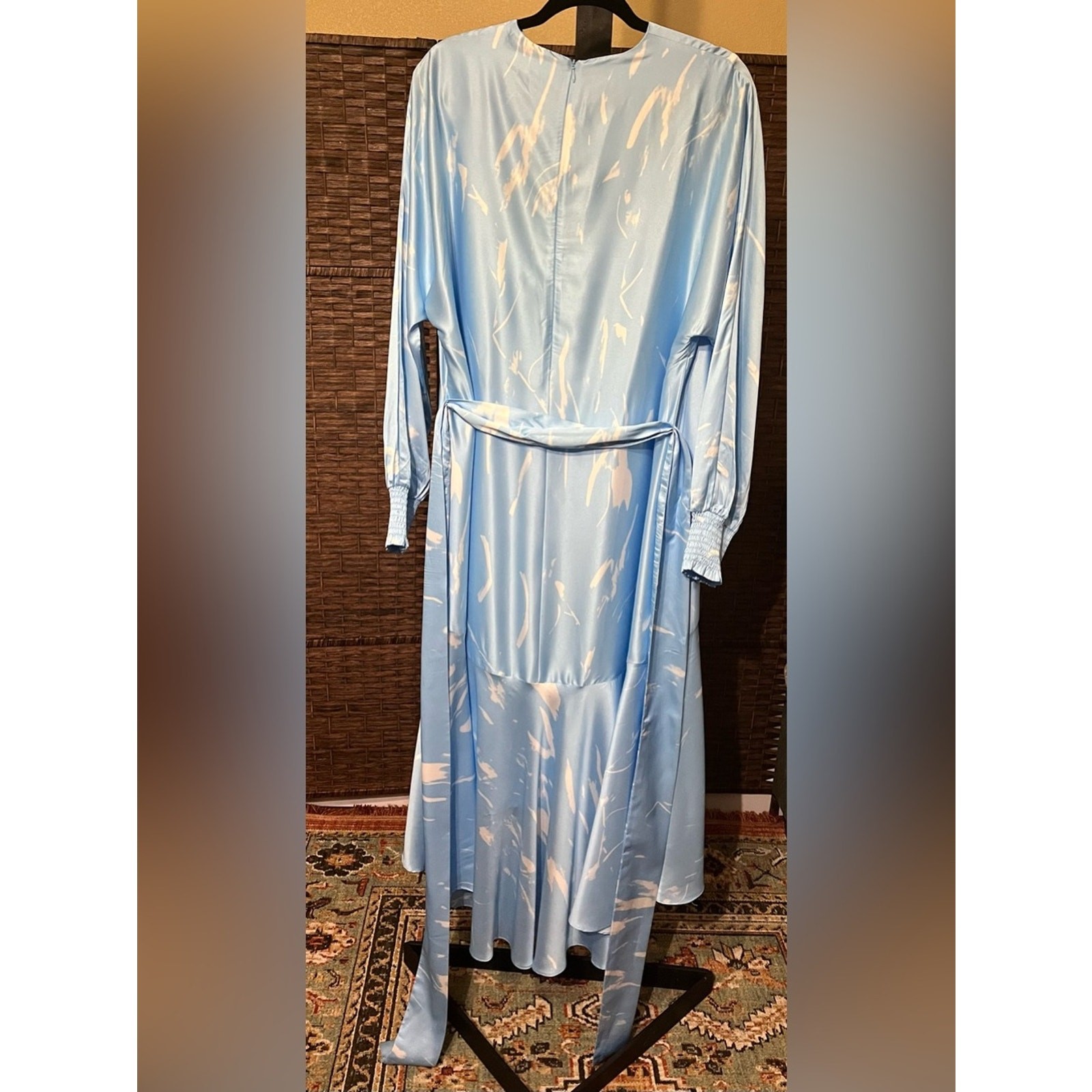 New Aleeza Paris Onyx Printed Dress – Sky Cloud Blue – Size Large