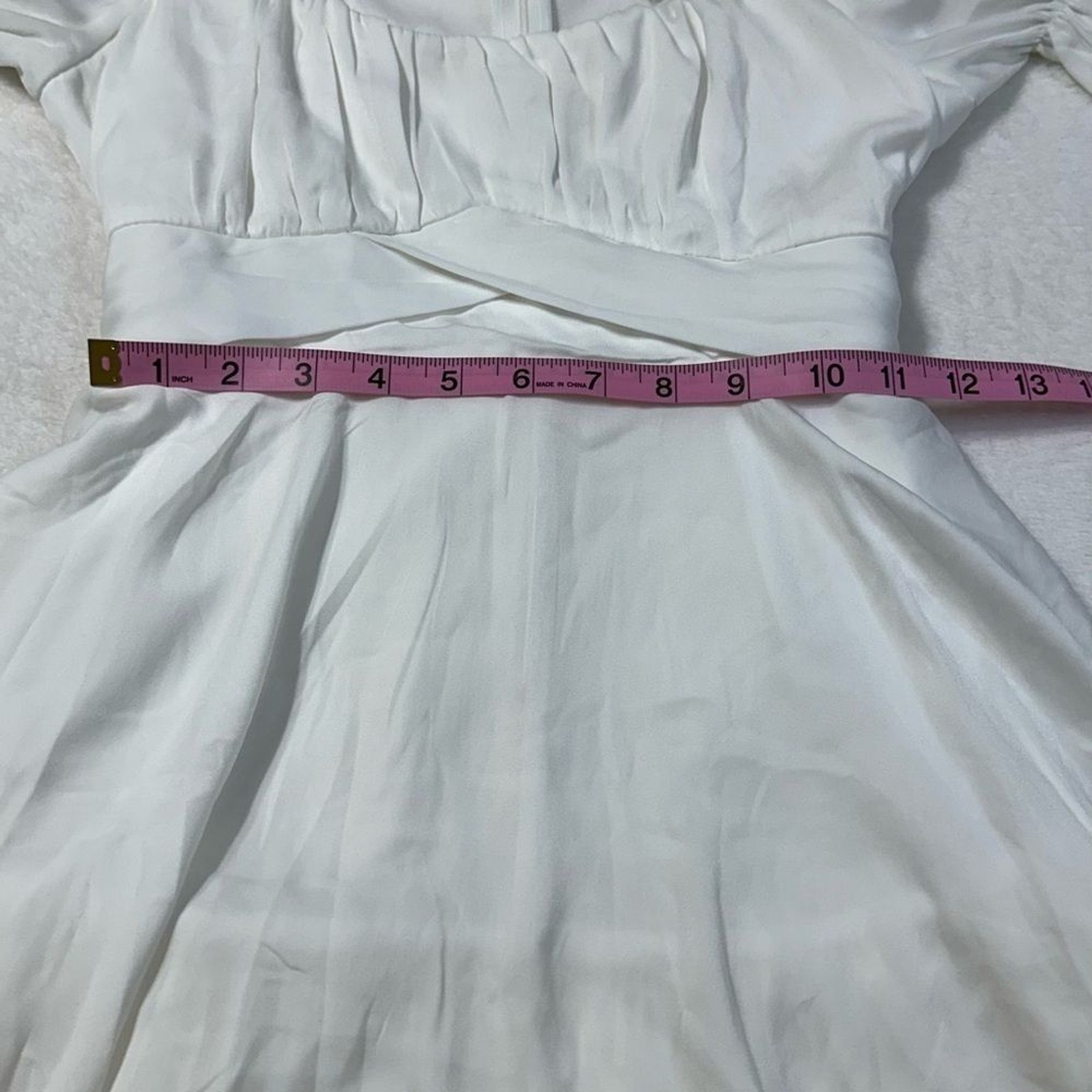 NWT Mi Ami Francesca’s White Satin Tiered Puff Sleeve Dress/Romper