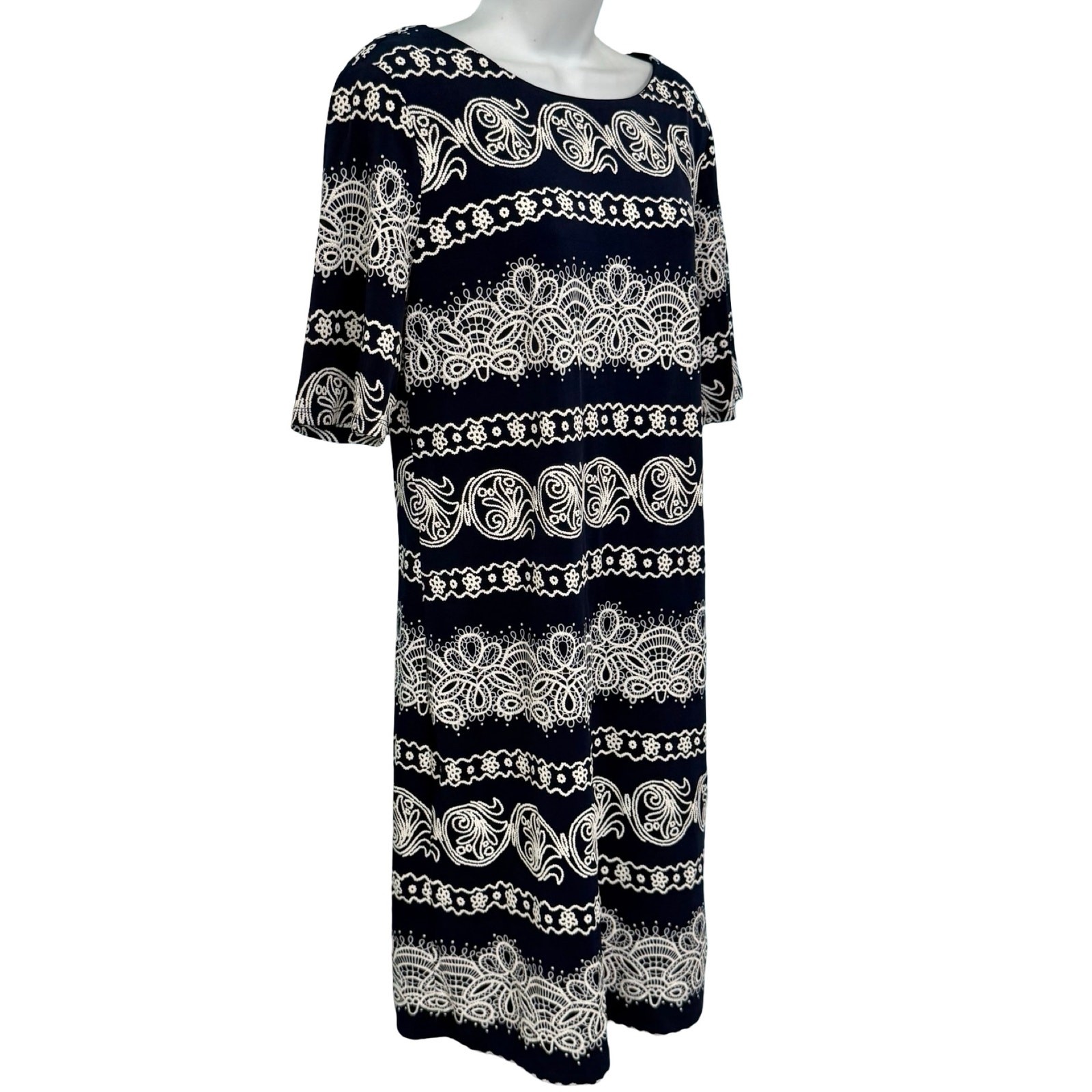 R&K Navy Blue White Lace Accents Shift Knee Length Dress Size 12 Professional