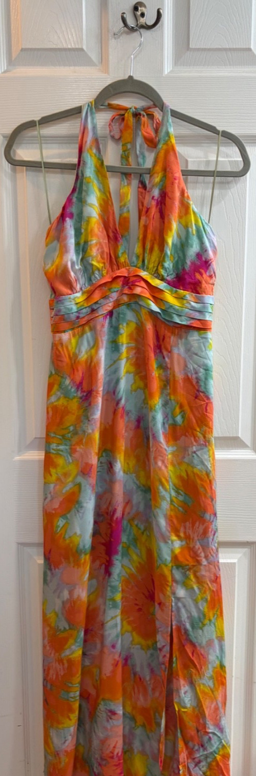 NWT OLIVACEOUS WOMENS HALTER NECK MAXI LONG DRESS SIZE LARGE MULTICOLOR