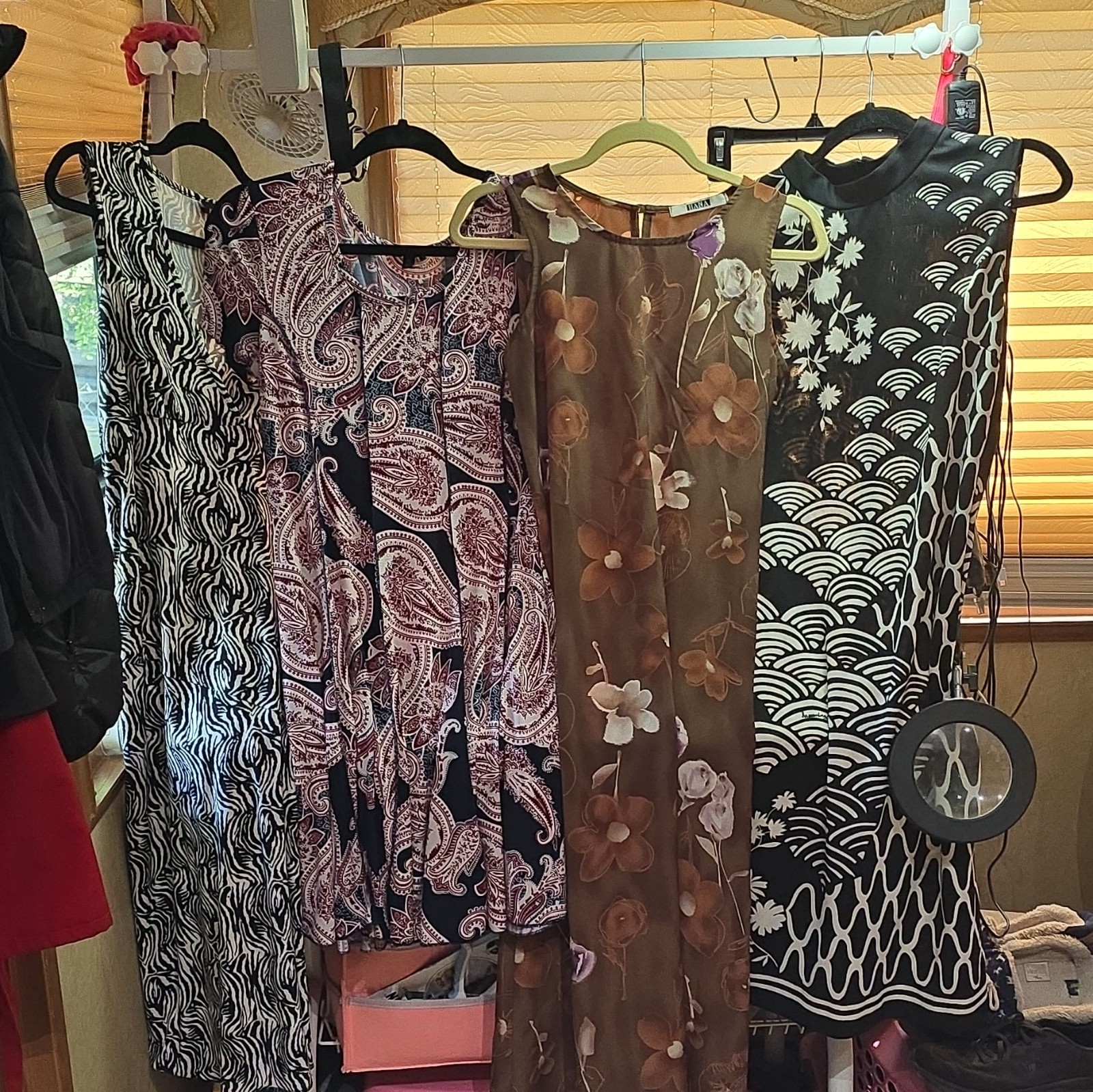 Lot Of 4 Dresses Size M-L