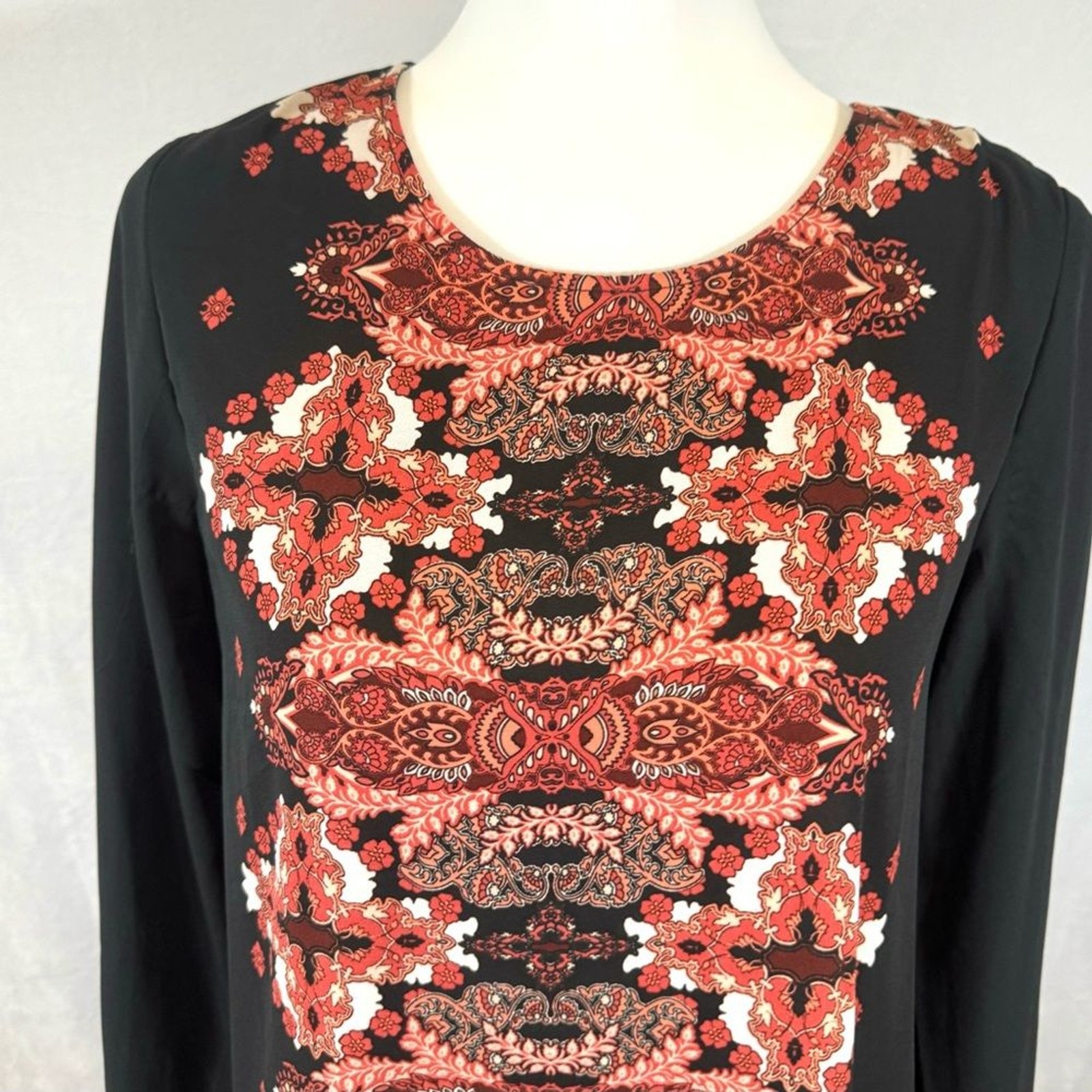 Black and rust boho print keyhole back shift dress size small NWT