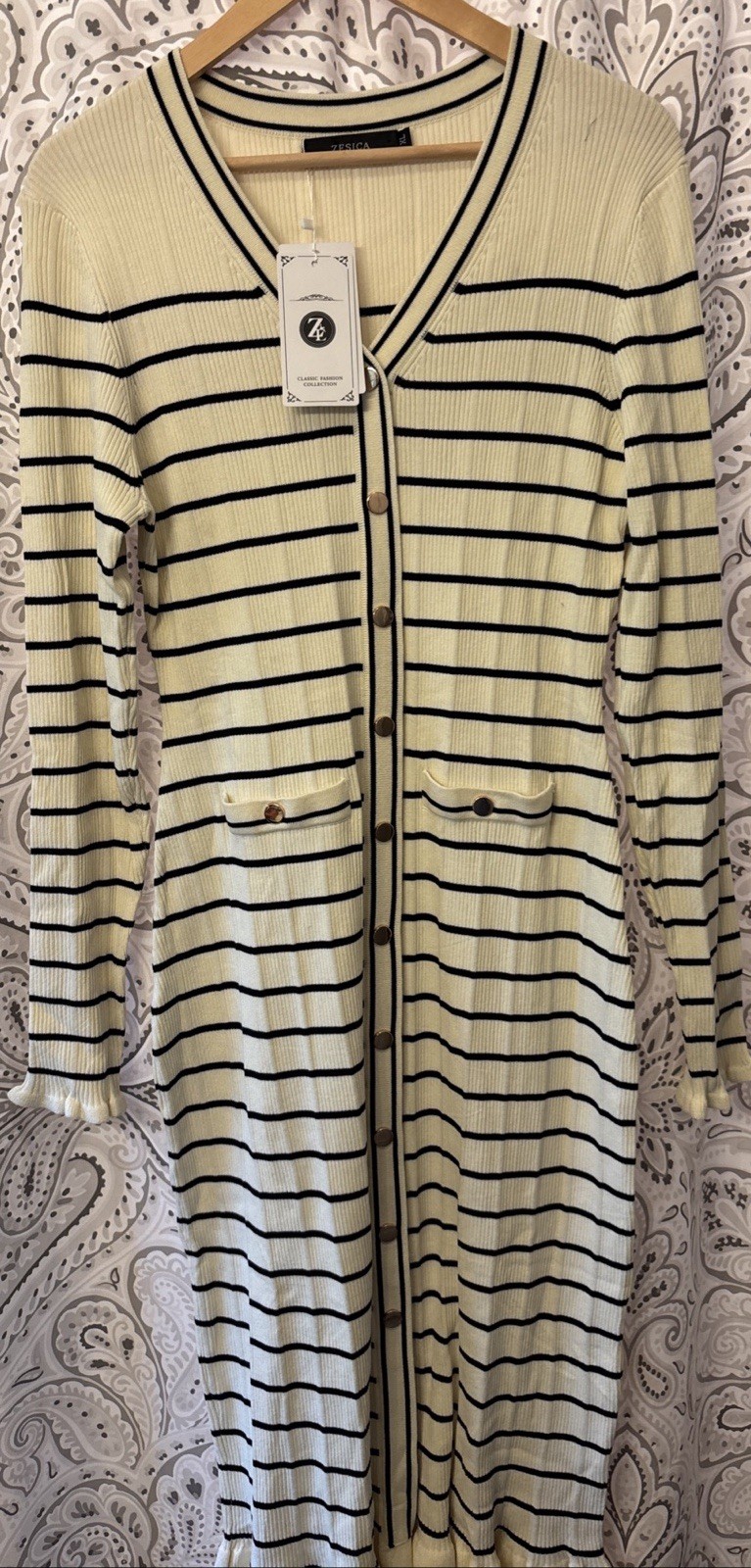 NWT Zesica Striped Faux Button Front Ribbed Sweater Dress Stretchy Cream & Black