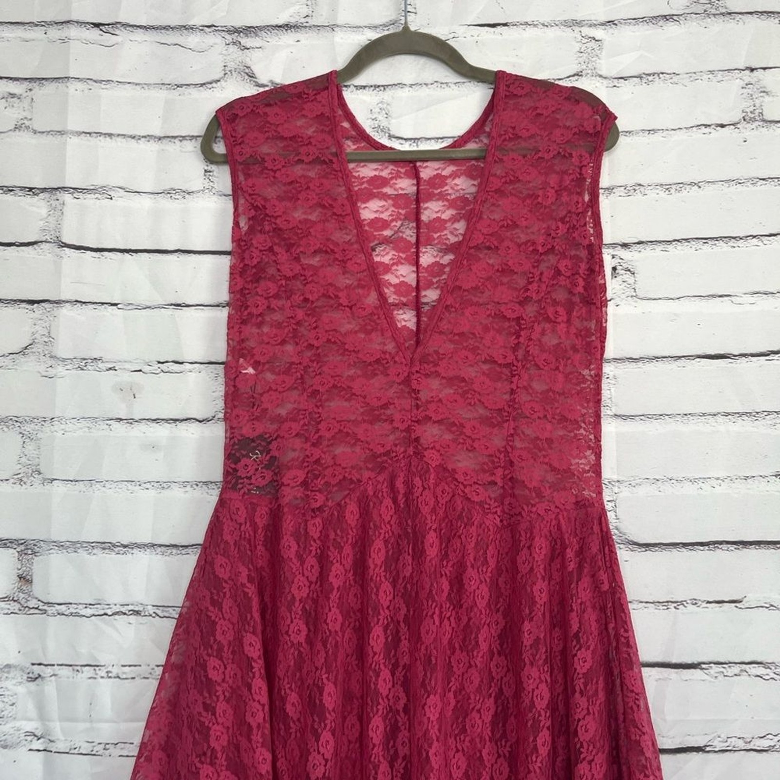 R.Vivimos Pink Lace Asymmetrical Midi Dress Women’s XL Deep V Sleeveless NWT