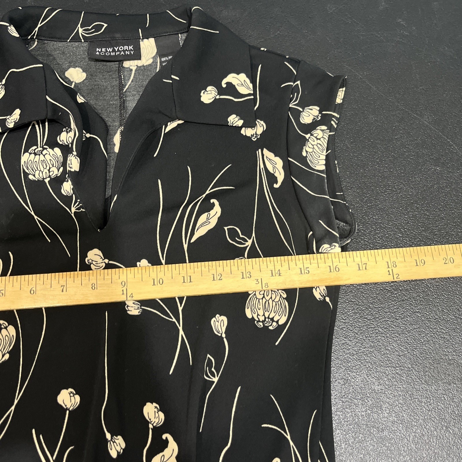 New York & Company Maxi Dress Women M Black Cream Floral V-Neck Cap Sleeve Slit