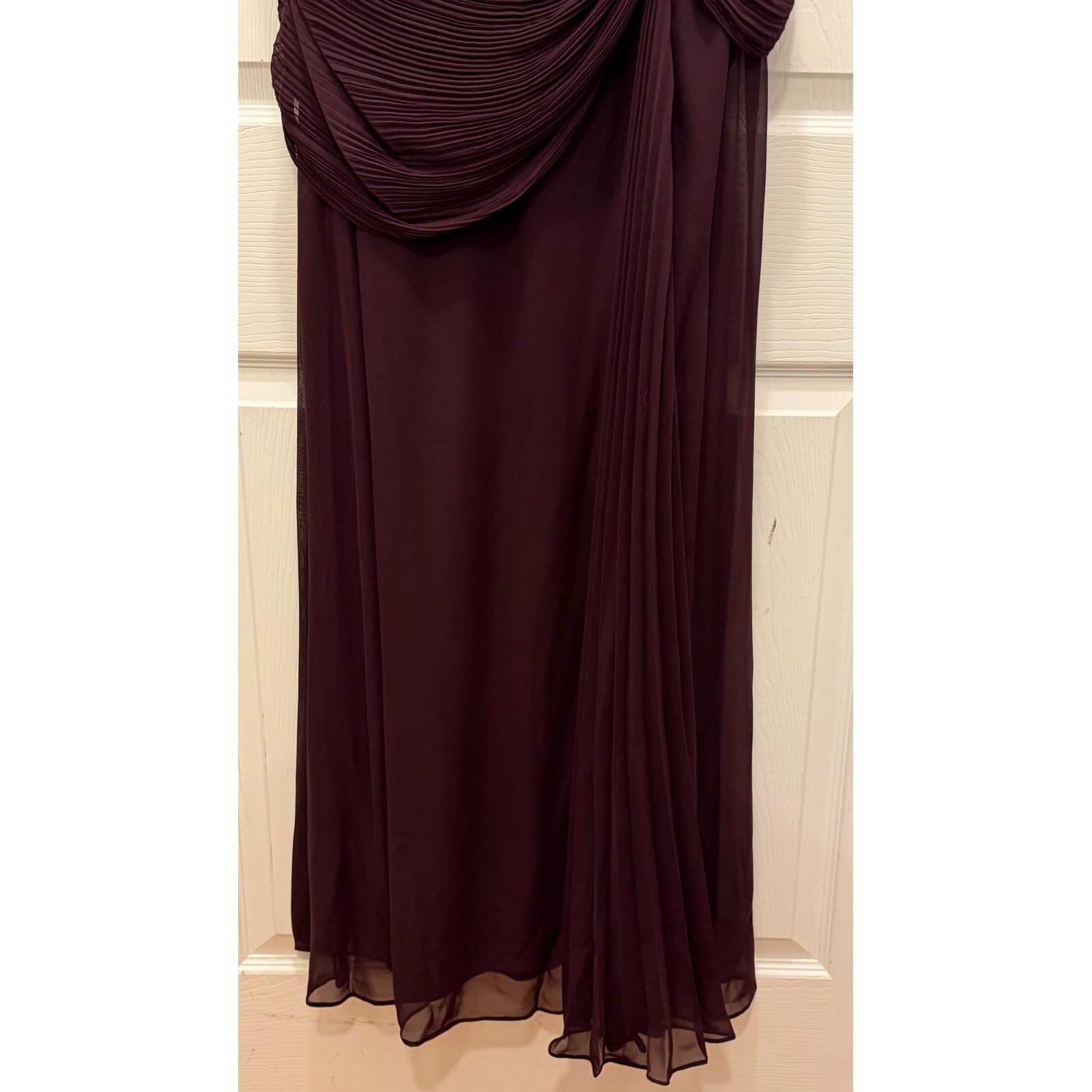 NWT Davids Bridal Eggplant Purple Chiffon Pleated Gown Mother of Bride Womens 18
