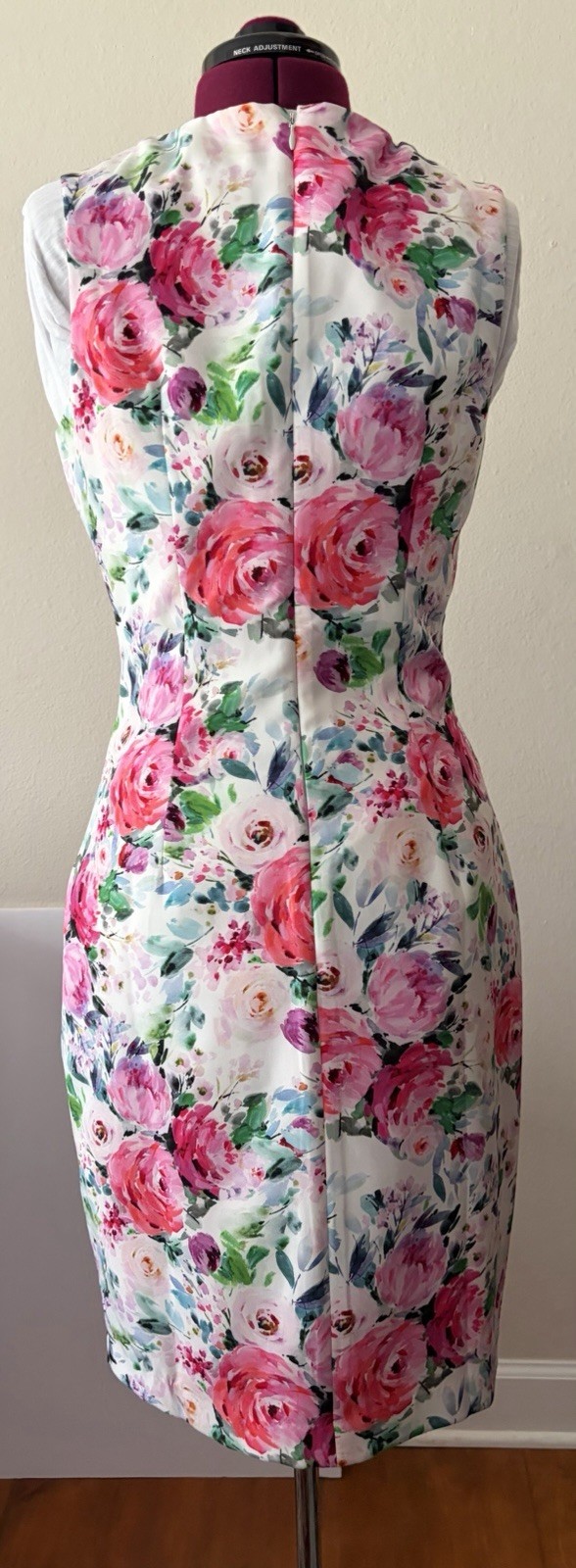 Alexia Admor Watercolor Floral Sheath Dress w/ Boat neckline w/ twist Neck Sz 10