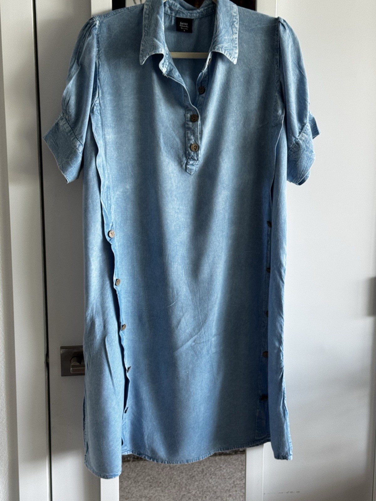 Blue Short Sleeve Chambray Dress W Button Detail, Size Large