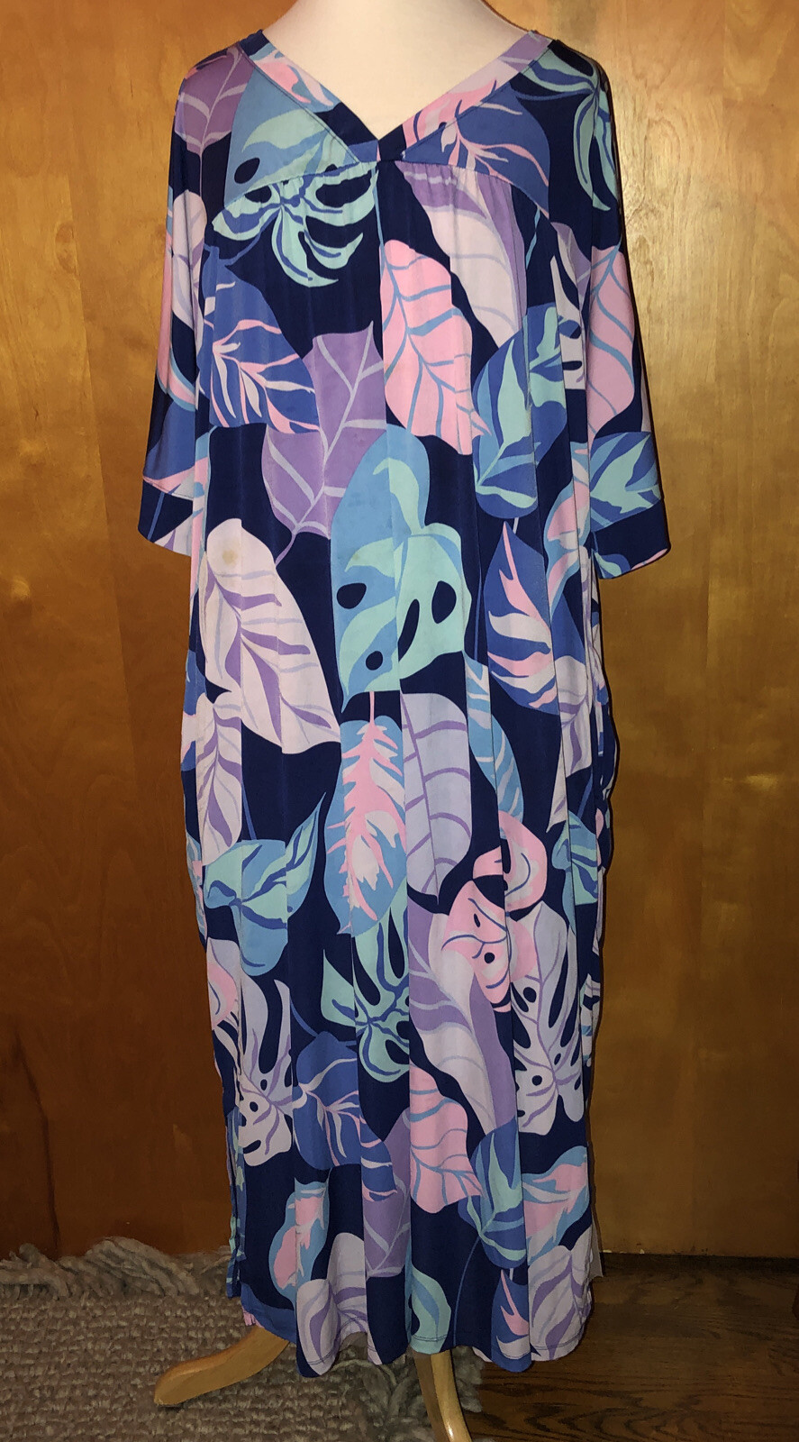 Breezies Women’s Kaftan Size XL Bold Tropical Print 95% Polyester 5% Spandex