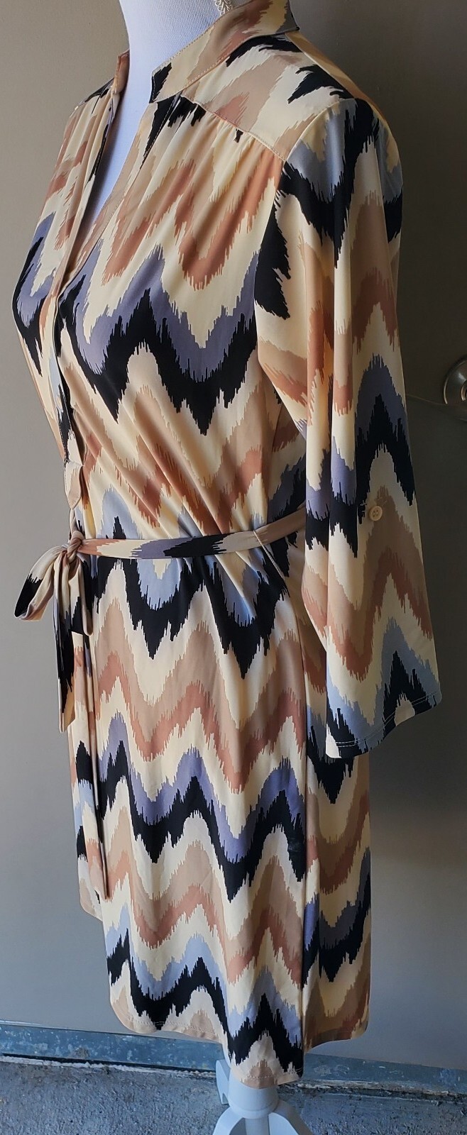 Tacera Dress Womens Small Beige Blue Black Chevron Pintuck Mandarin Collar