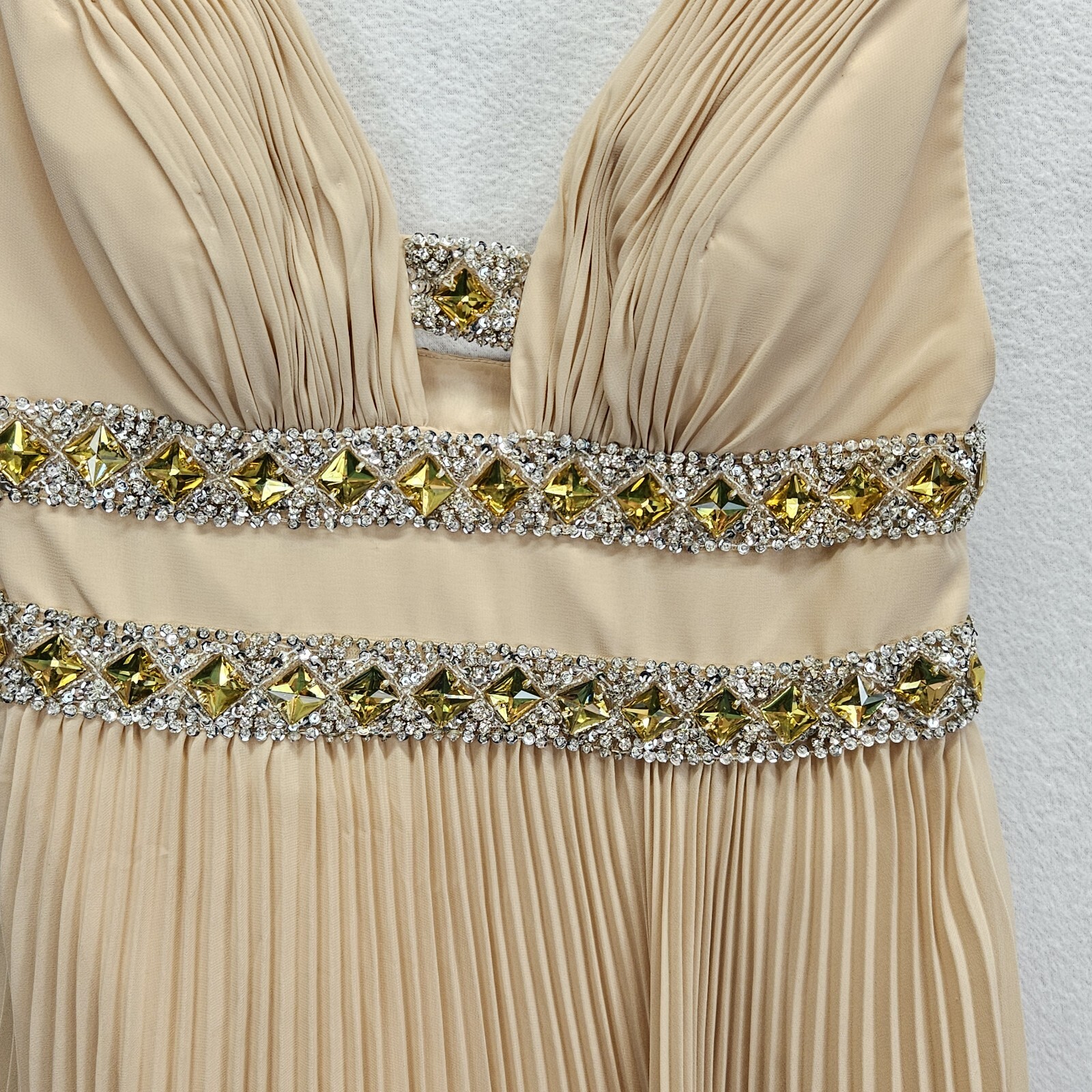 Basix Black Label Dress 6 Beige Pleated Rhinestone Cocktail Evening Prom