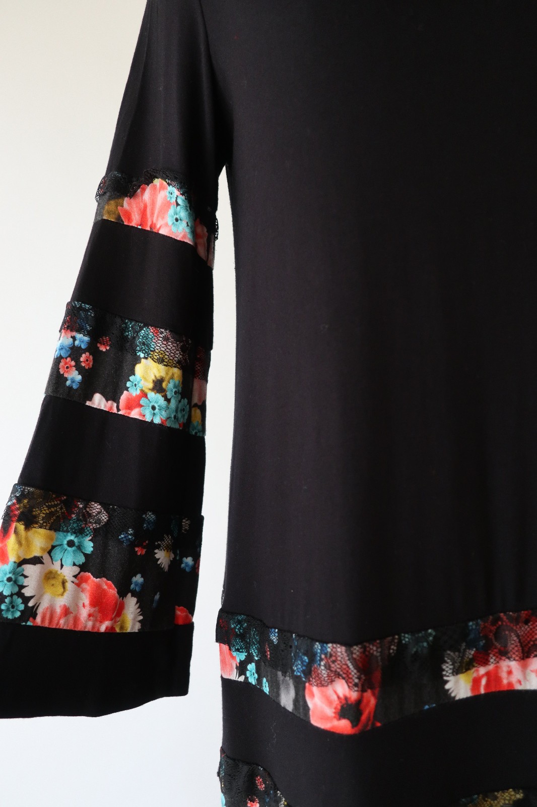 Desigual Black Jersey Colorful Floral Stripes Lace Ruffles Tshirt Dress Women L