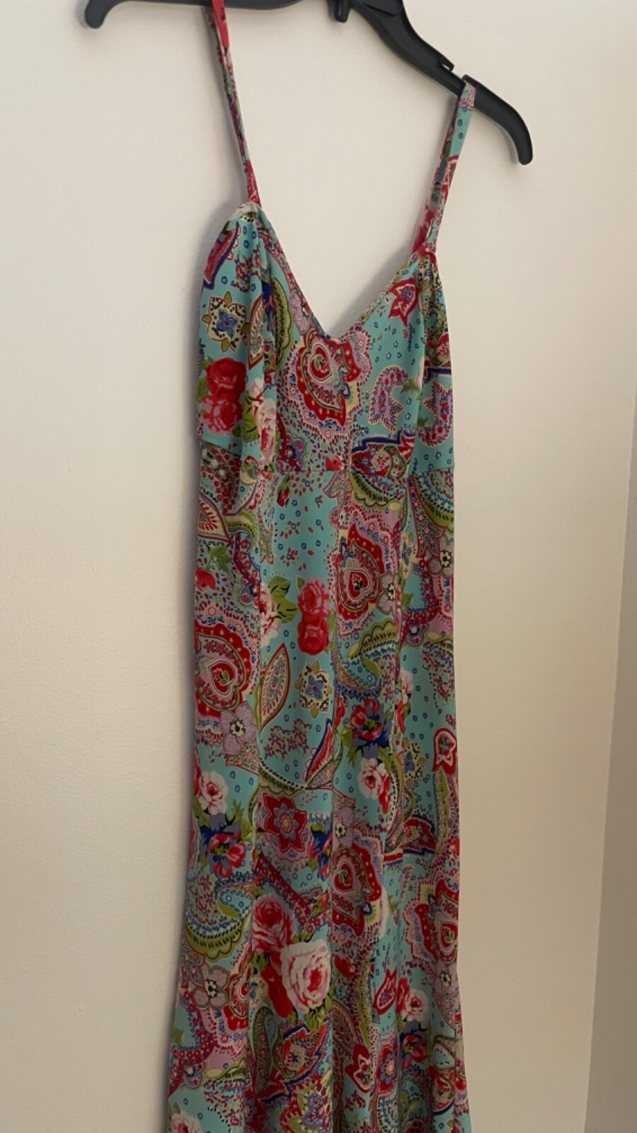 Lifhtweight Elegent Classy Dress for any occasion