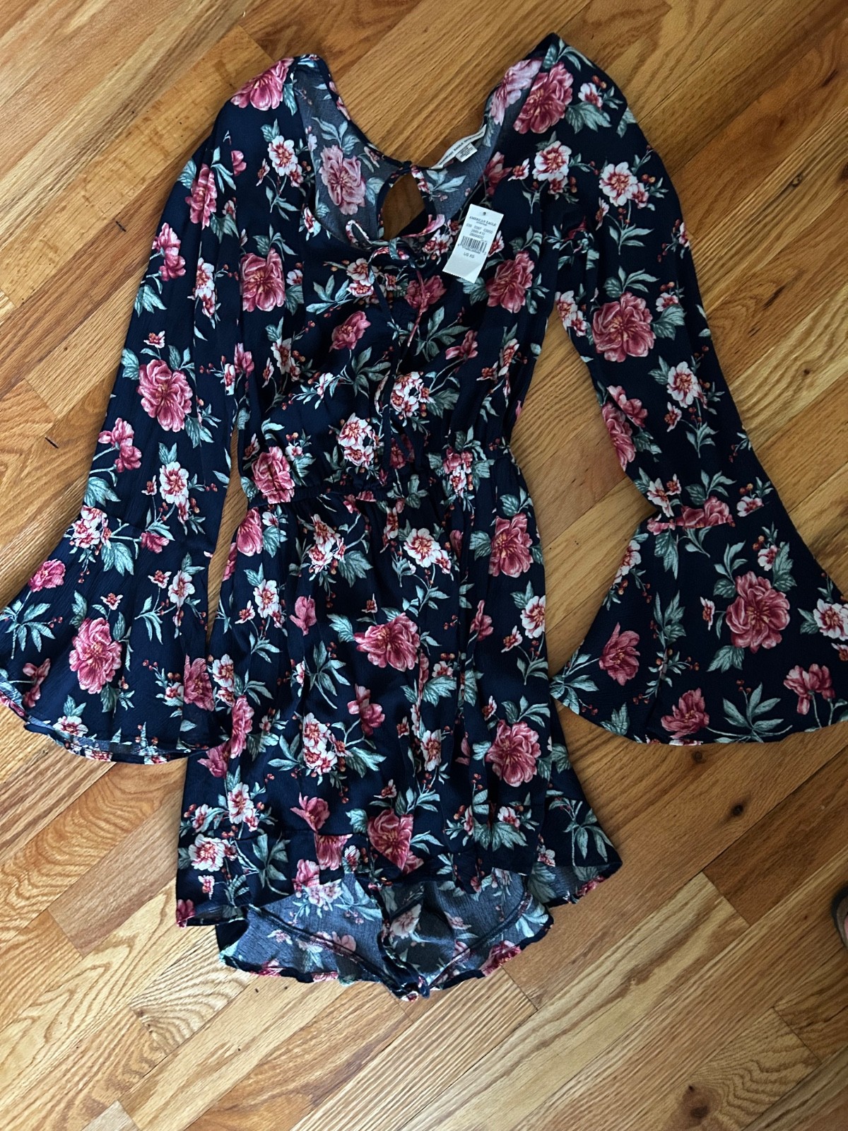 American Eagle Navy Blue Floral Long sleeve Romper Size XS