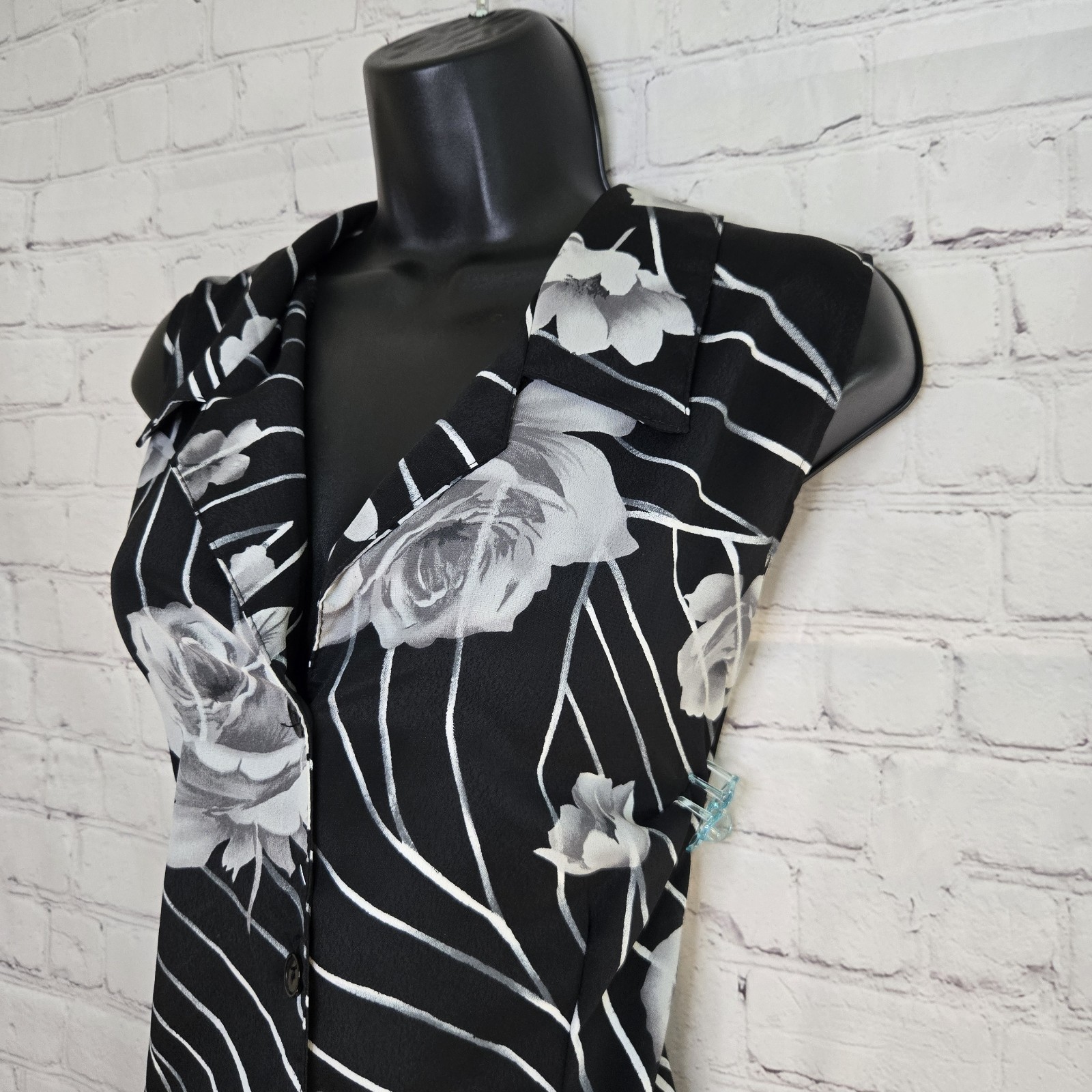 American vtg 90s gothic floral button front collared tie back Grunge Maxi Dress