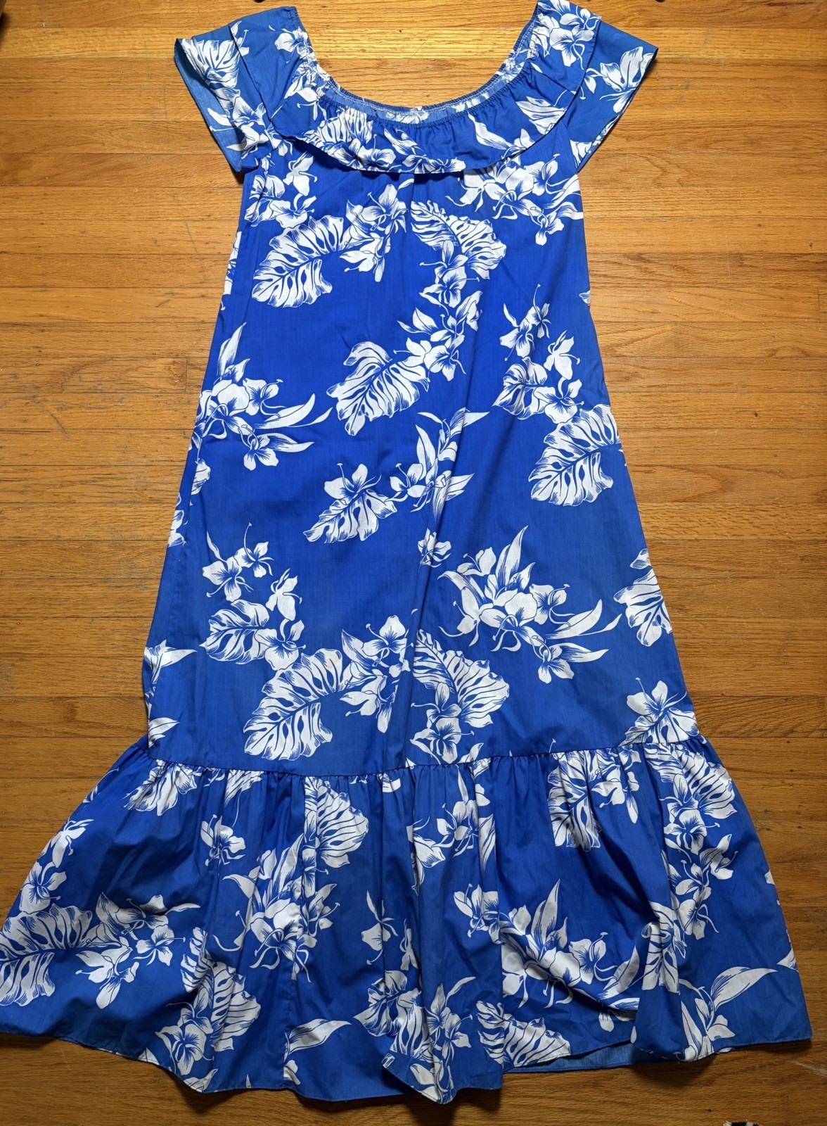 Vintage Hilo Hatties Hawaiian Maxi Dress Womens M Blue Floral Muu Muu Caftan