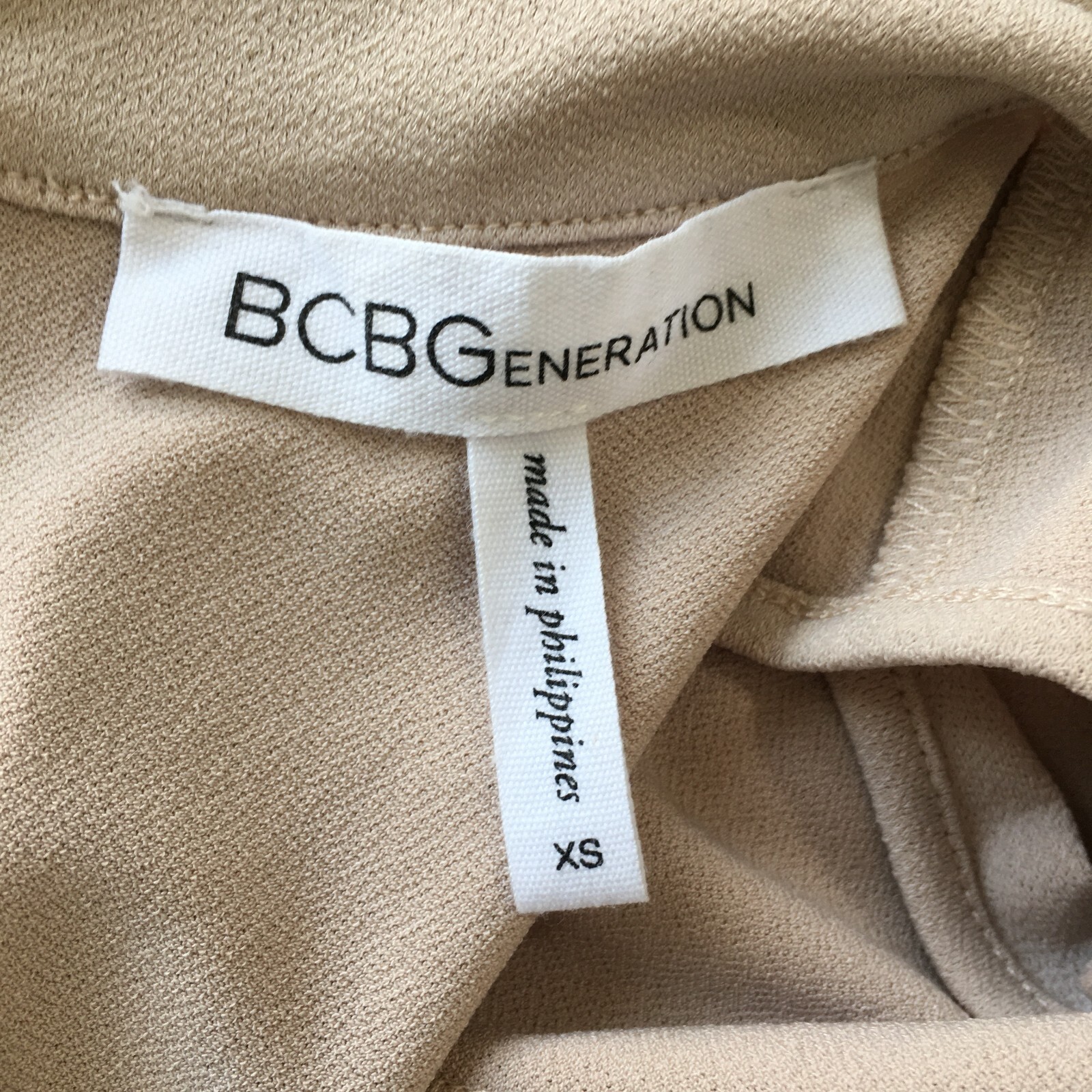 BCBGENERATION Light Beige/Taupe Cut Out Back High Neck sz XS Relaxed Fit Dress