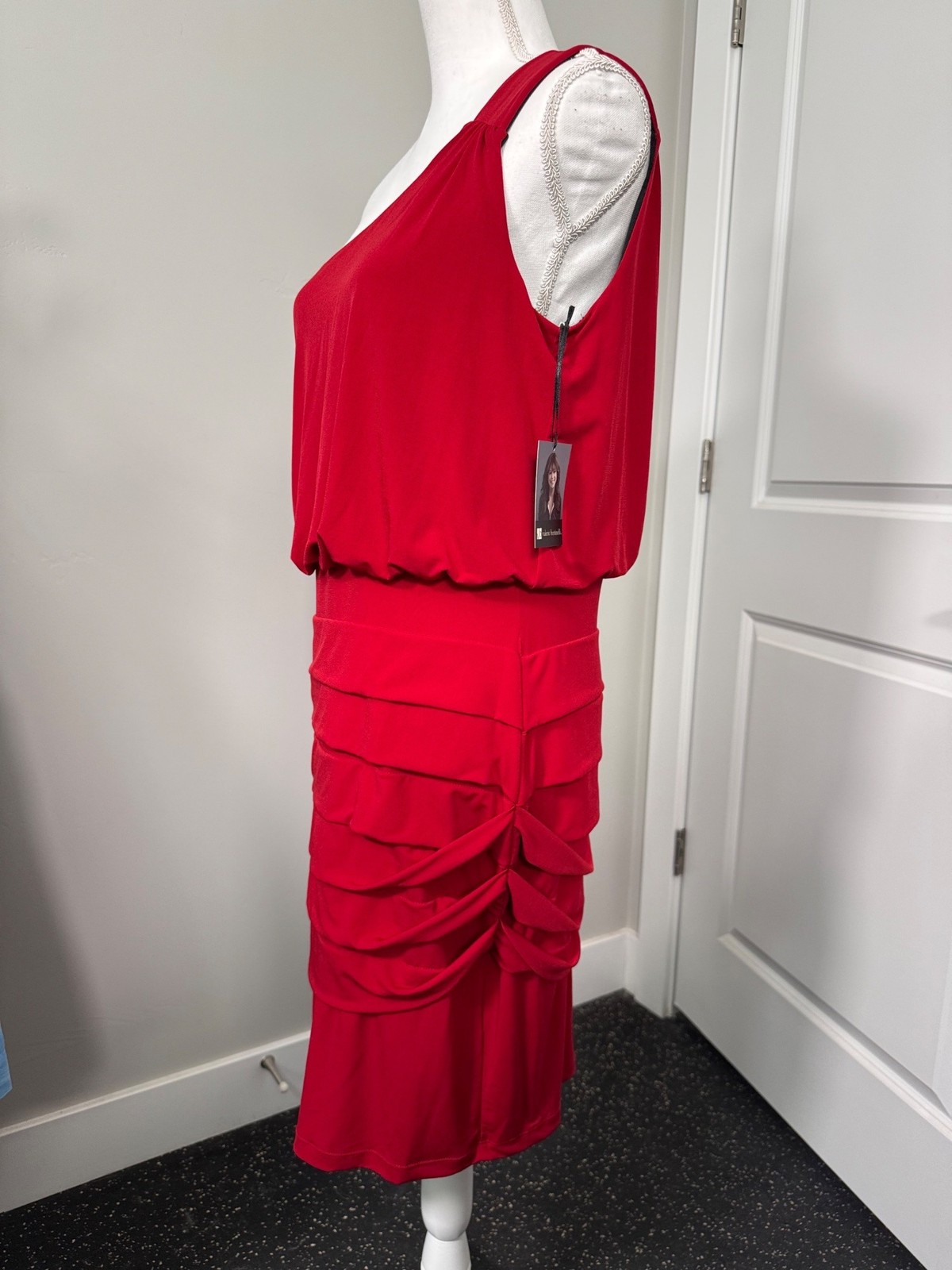 Valerie Bertinelli One-Shoulder Red Ruched Midi 6 Polyester Blend Cocktail Y2K