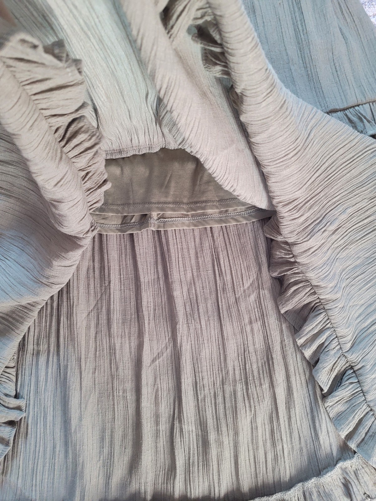 Blu Pepper Size L Mint Green Ruffle Layered Thin Strap Dress with Tie in Back