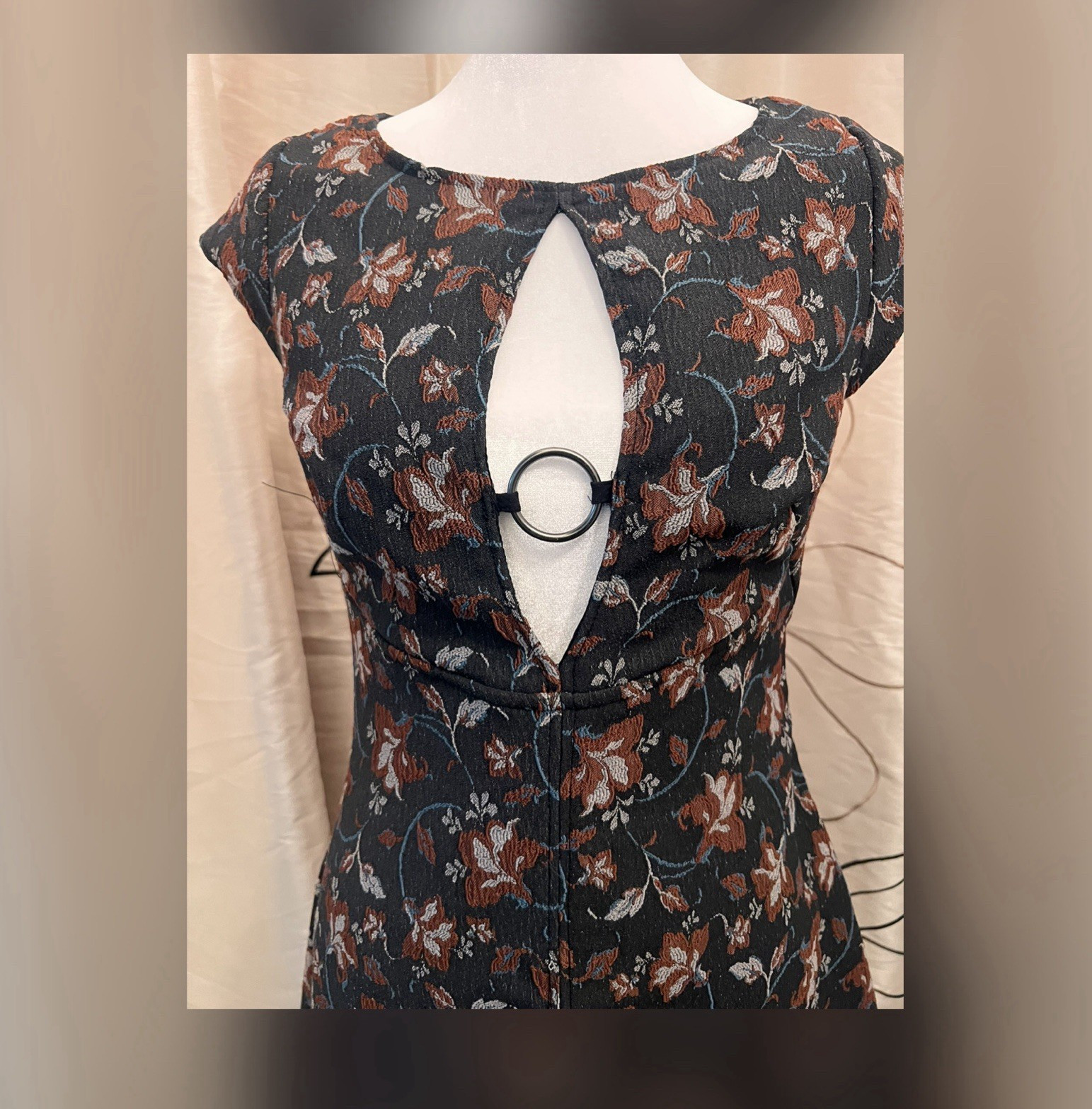 Free People Black Floral Woven Mini Dress Open Back Cut-Out Ring Zip 4