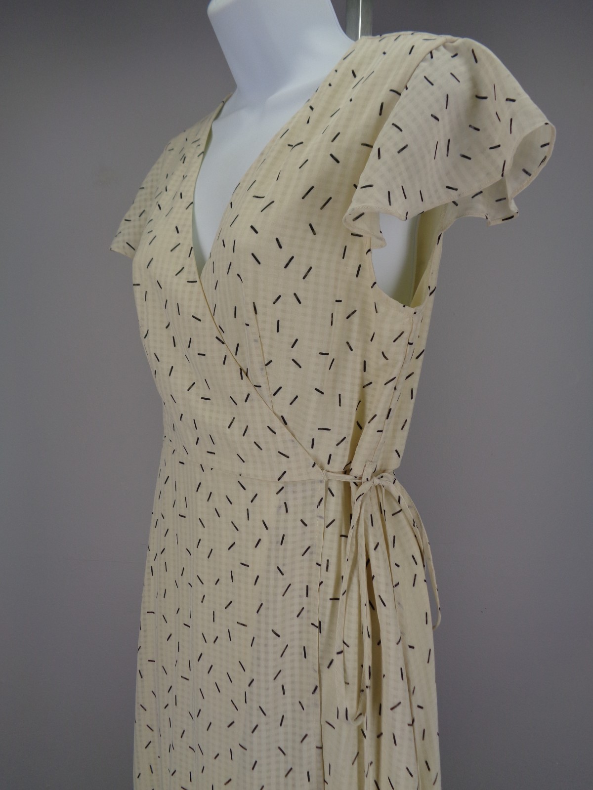 Mod Ref High Low Wrap Dress Size Medium New