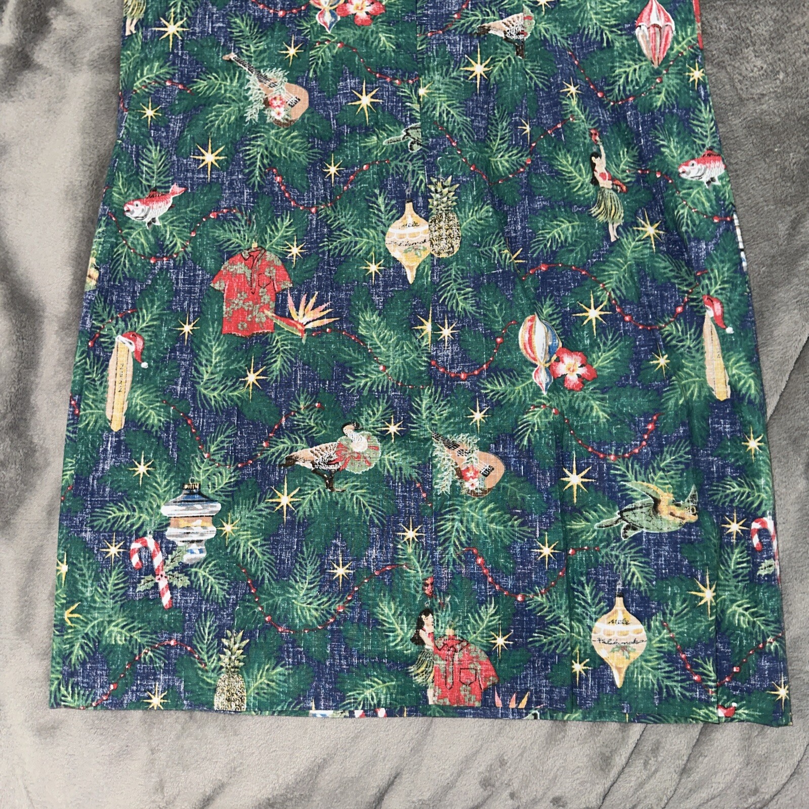 NWT 2022 REYN SPOONER Size 4 Christmas Mele Kalikimaka Zipper Women’s Dress W13