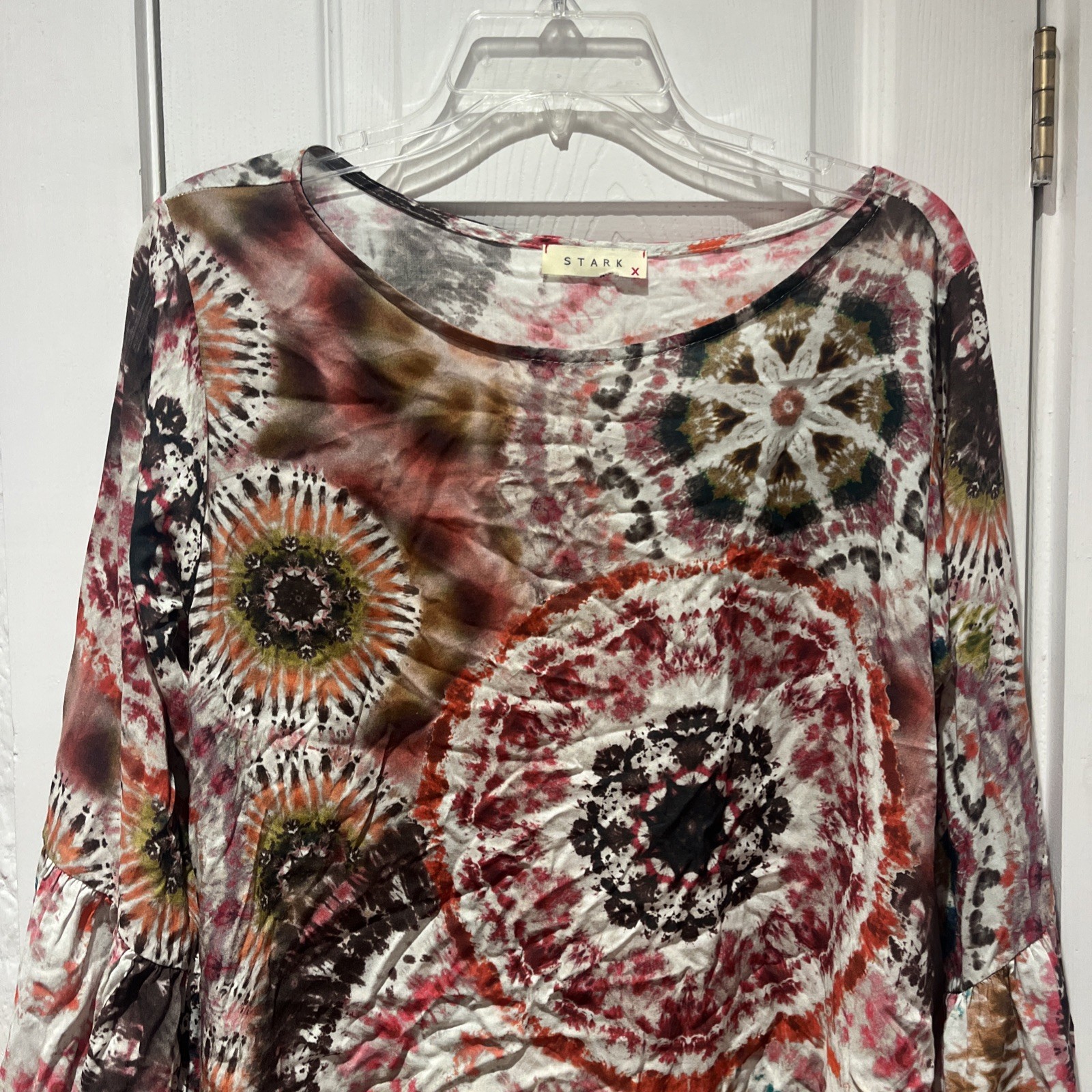 Stark X Red & tie-dye BoHo hippie, balloon, sleeves beach cover