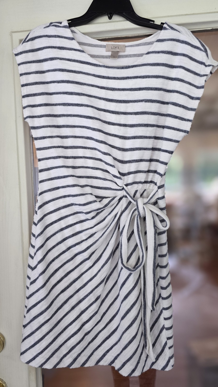 LOFT Women’s XS White blue Striped Terry Cotton Scoop Neck Shift tie wrap Dress