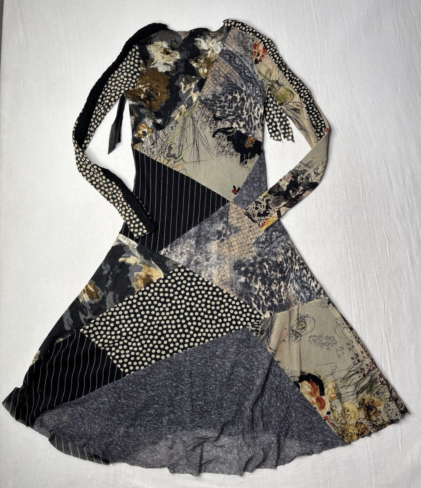 Fuzzi Mesh Patchwork Floral Wool V Neck Midi Dress Multicolor Size Medium