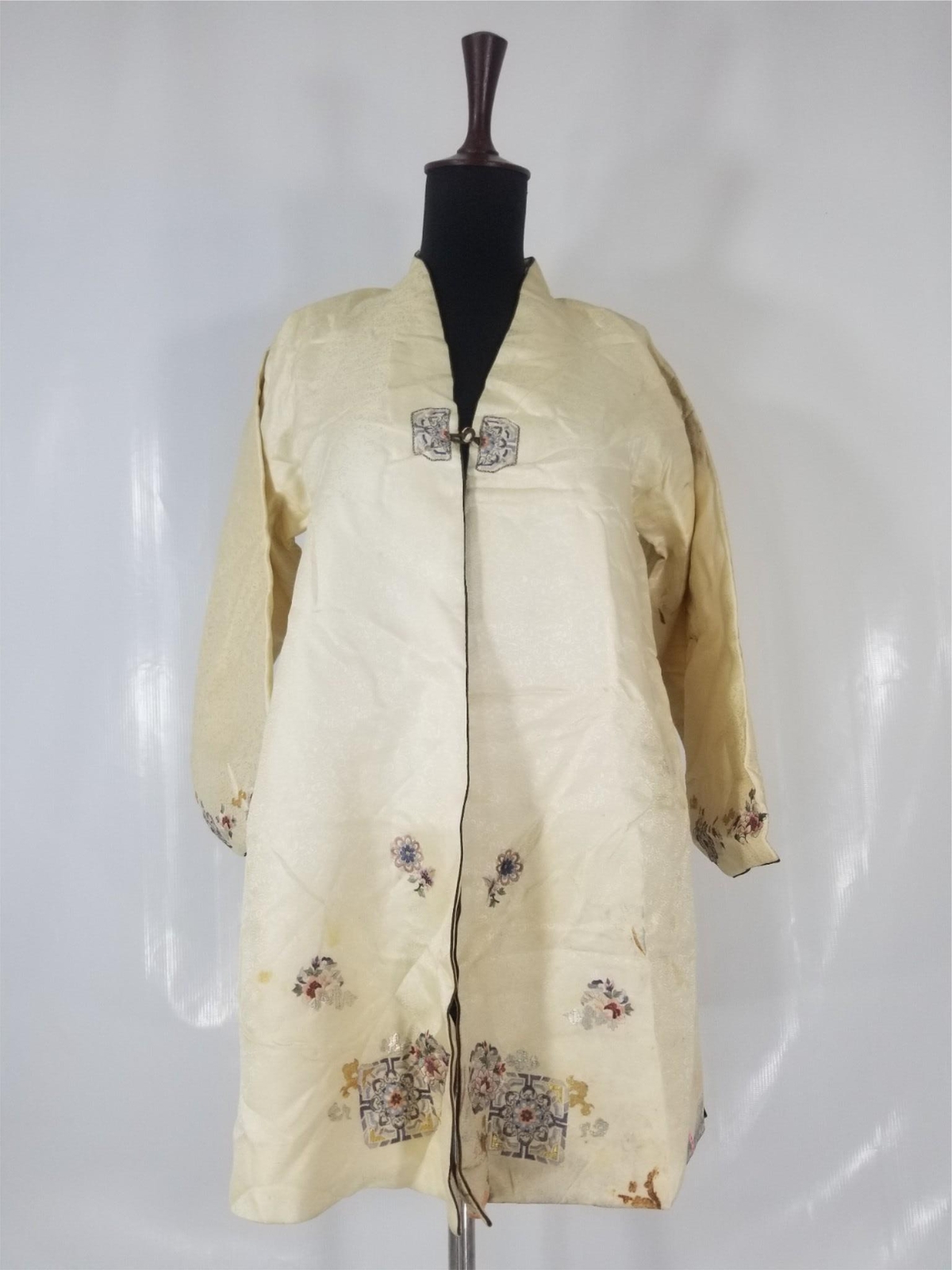Vintage Traditional Korean Silk Embroidered Hanbok Jacket