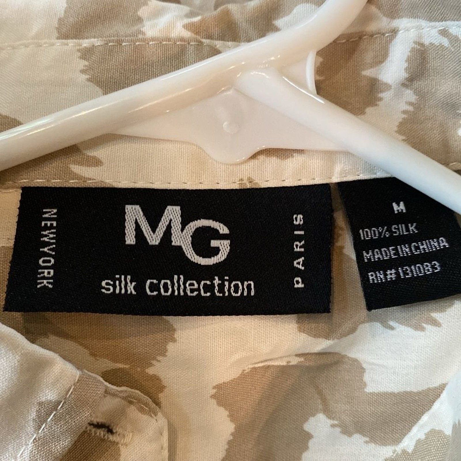 Vintage MG Silk Collection Leopard Print Silk Dress Long Sleeve Collared M