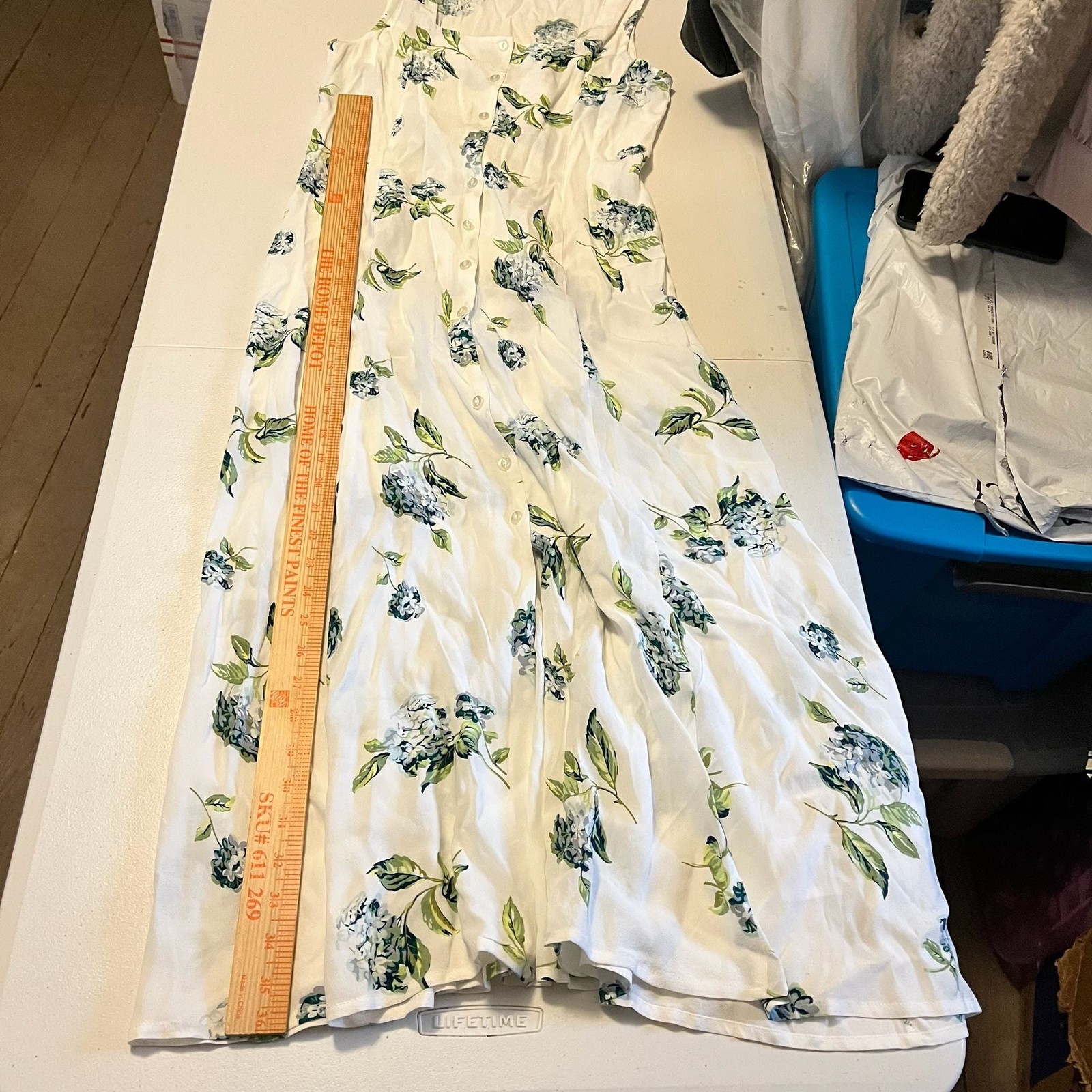 Rolla’s Claire Hydrangea Midi Dress White Floral Size Small