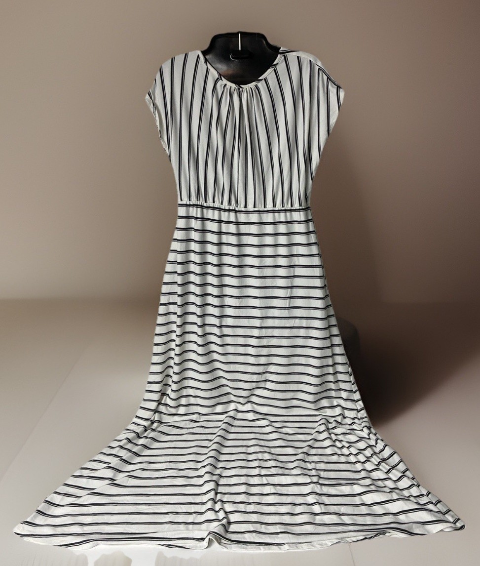 Velvet Torch Black & White Soft Striped V-Neck Empire Waist Maxi Dress Size L