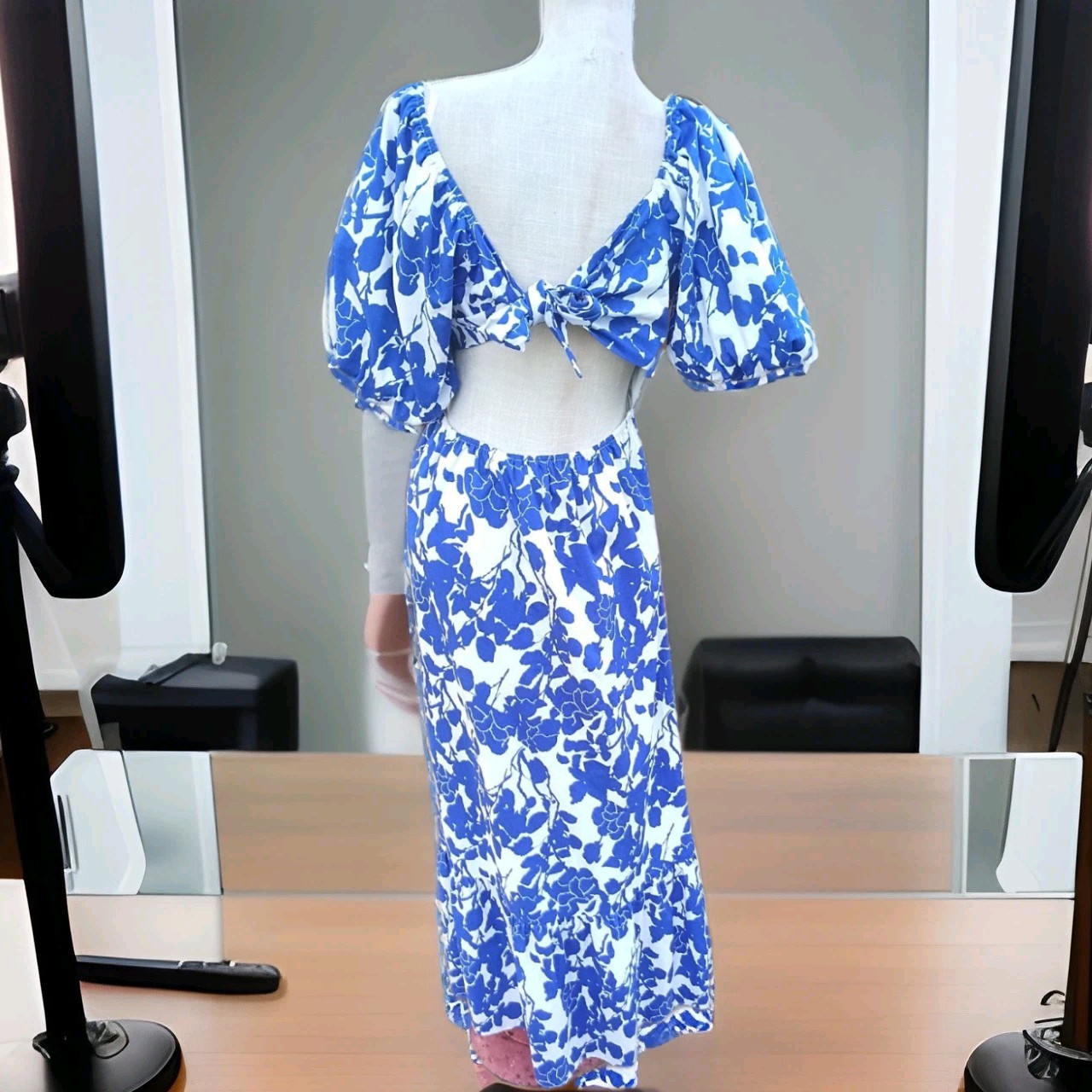 Hyacinth House Blue Floral Seaport Midi Dress Cut Out Back Romantic Puff Medium
