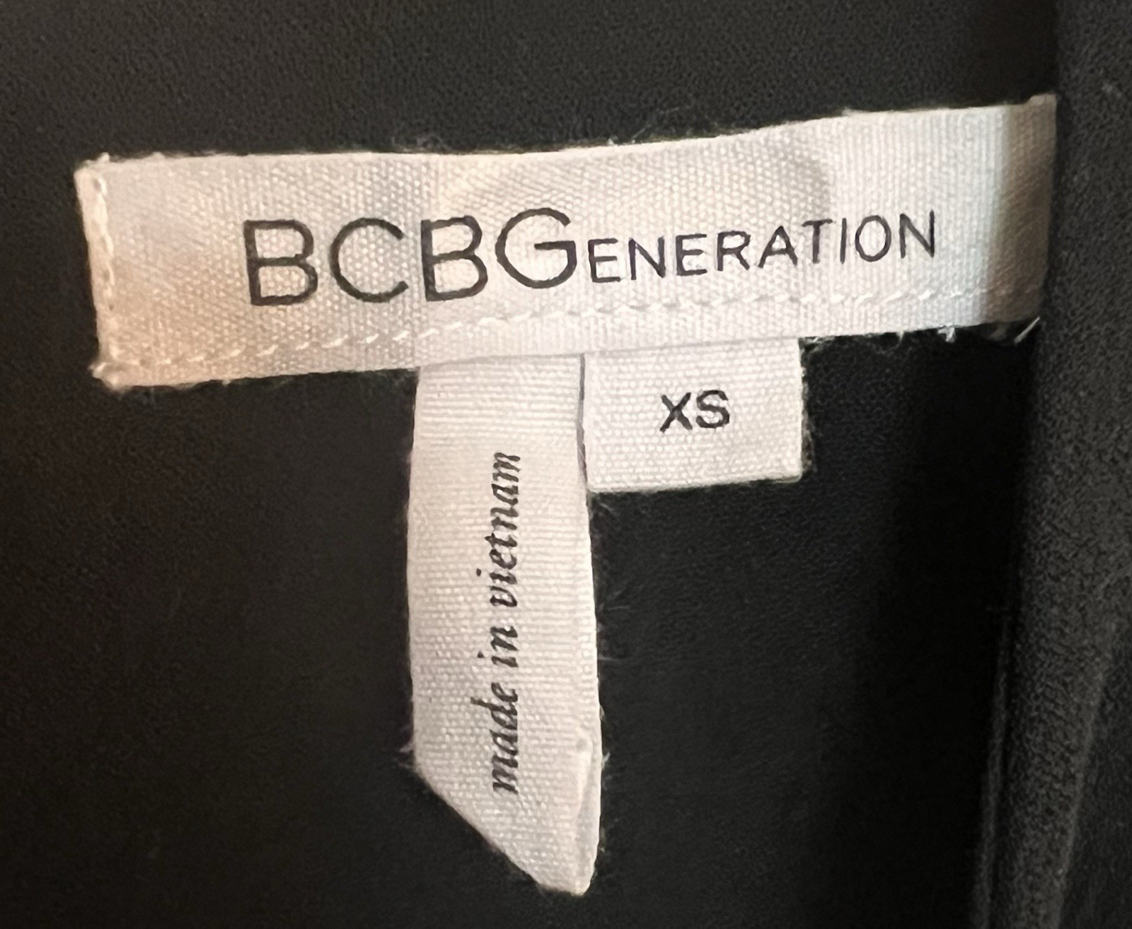 BCBGeneration Black Shift Dress XS 3/4 Bell Sleeve Minimalist Tunic Career