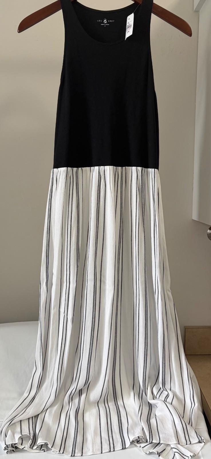 NWT Lou & Grey Women’s Maxi Dress Black White Razorback Sleeveless Tank Size M