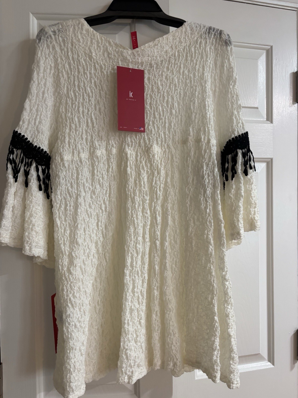 IC by Connie K White/Black Solid Shift Dress V-Neck Bell 3/4 Fringe L