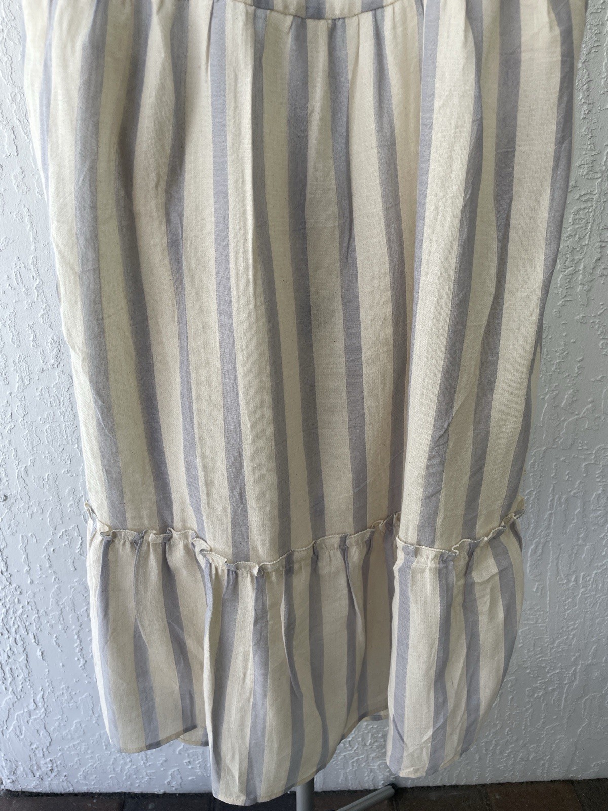Andree by Unit Womens Striped Halter Mini Dress Blue Cream Ruffle Hem Size M NEW