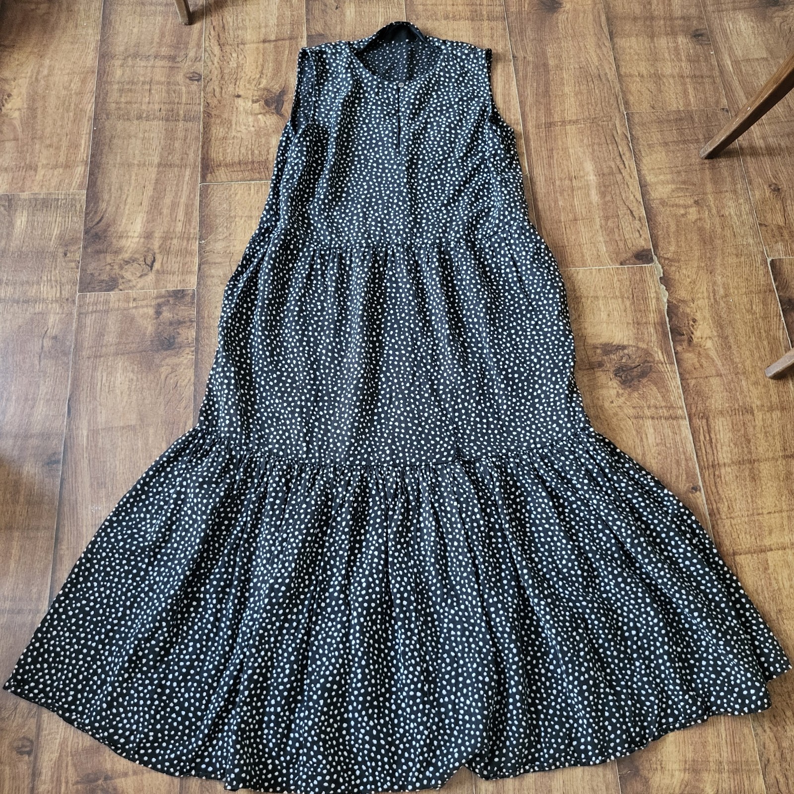 Saint & Sofia, monochrome dot, tiered maxi dress, sleeveless 12, pockets
