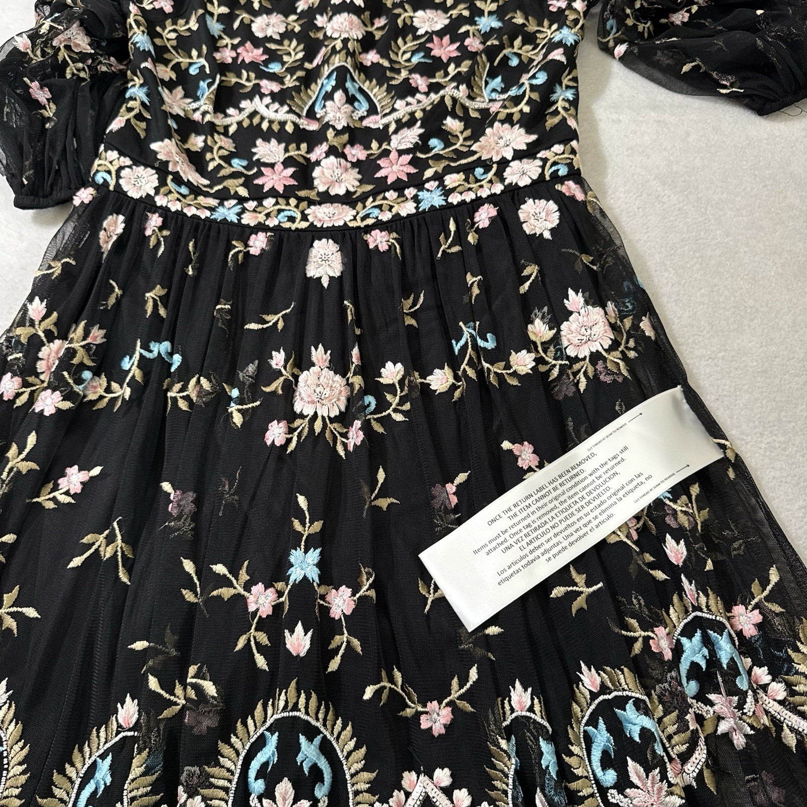 Mac Duggal 35111 Embroidered Floral Gown Black Long Bishop Sleeve Size 8 NWT