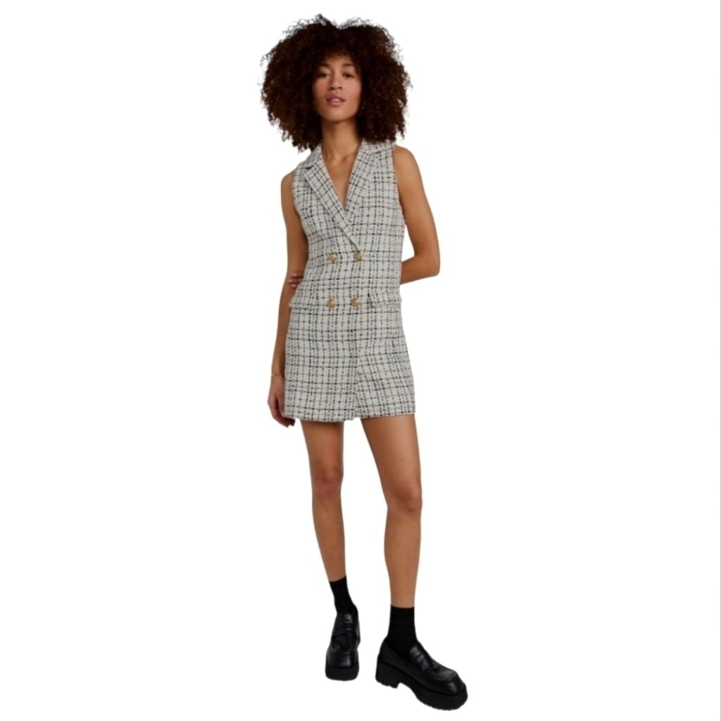 Alice + Olivia Jordy Double Breasted Wool-Blend Tuxedo Dress