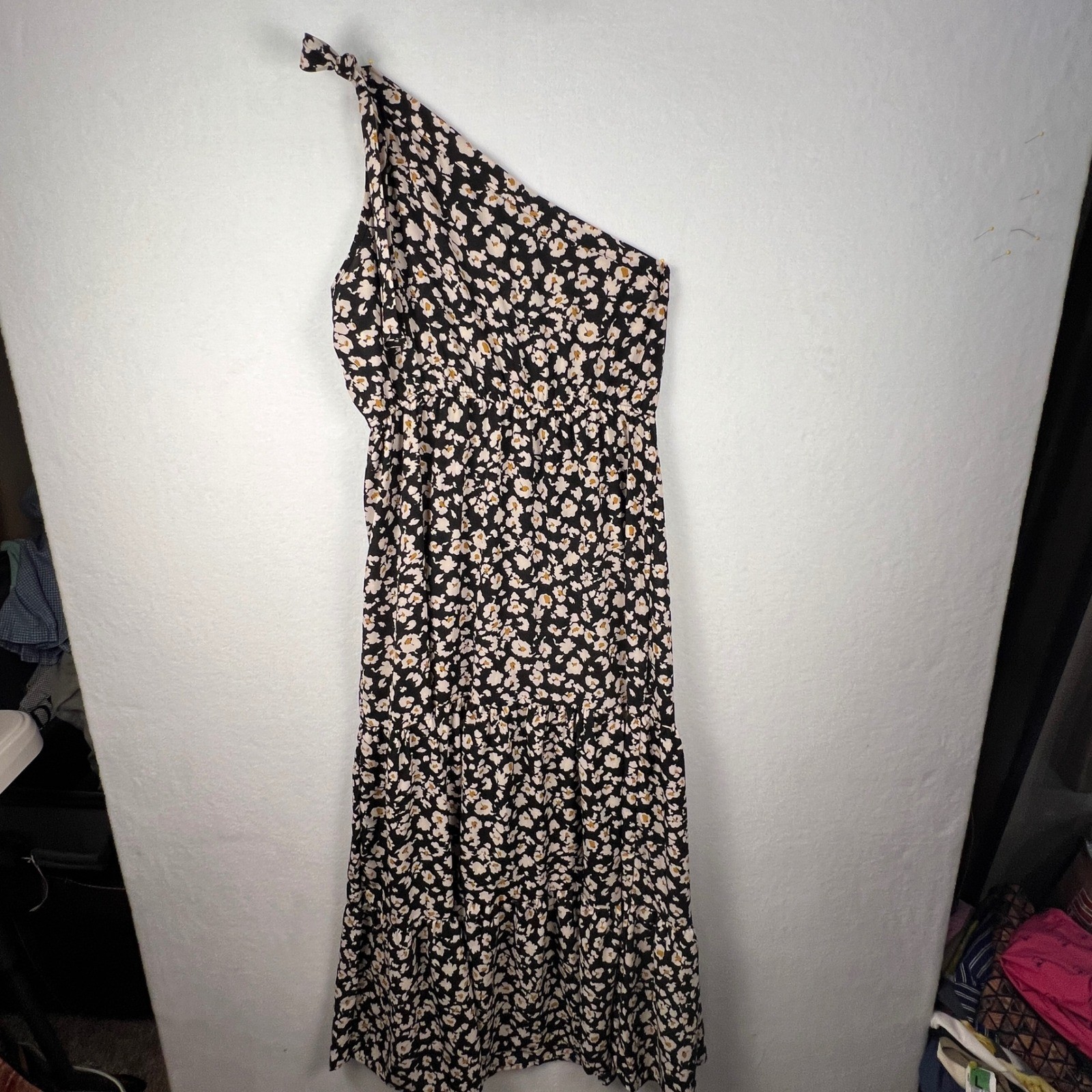 Women’s One Shoulder Floral Maxi Dress Black Cream Tiered Boho Wedding Guest