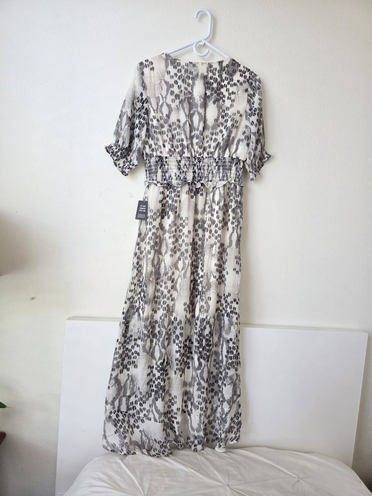 NWT Express Black and Beige Patterned Dress, medium