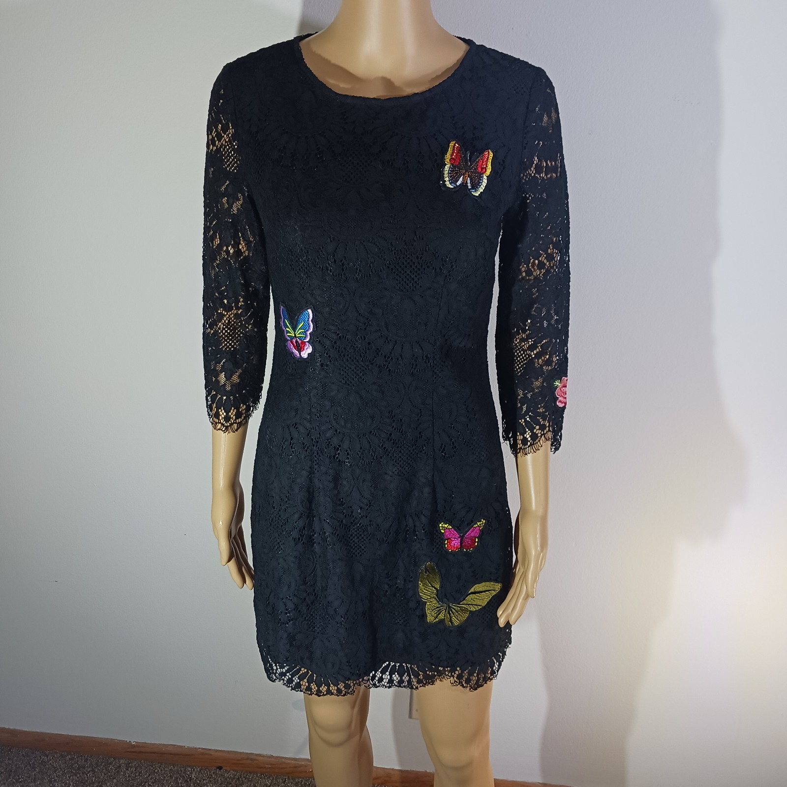AMT Black Lace Butterfly Embroidered Shift Dress Women’s Size S 3/4 Sleeve Boho