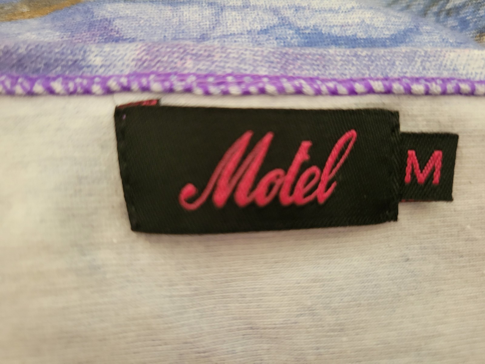 MOTEL LAVENDER MULTI BIRD/FOREST CAP SLEEVE MINI DRESS SIZE MEDIUM